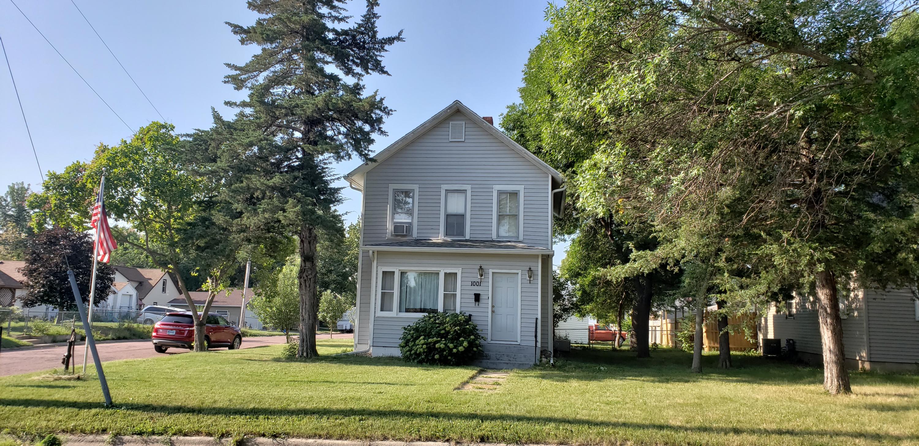 1001 W 5th