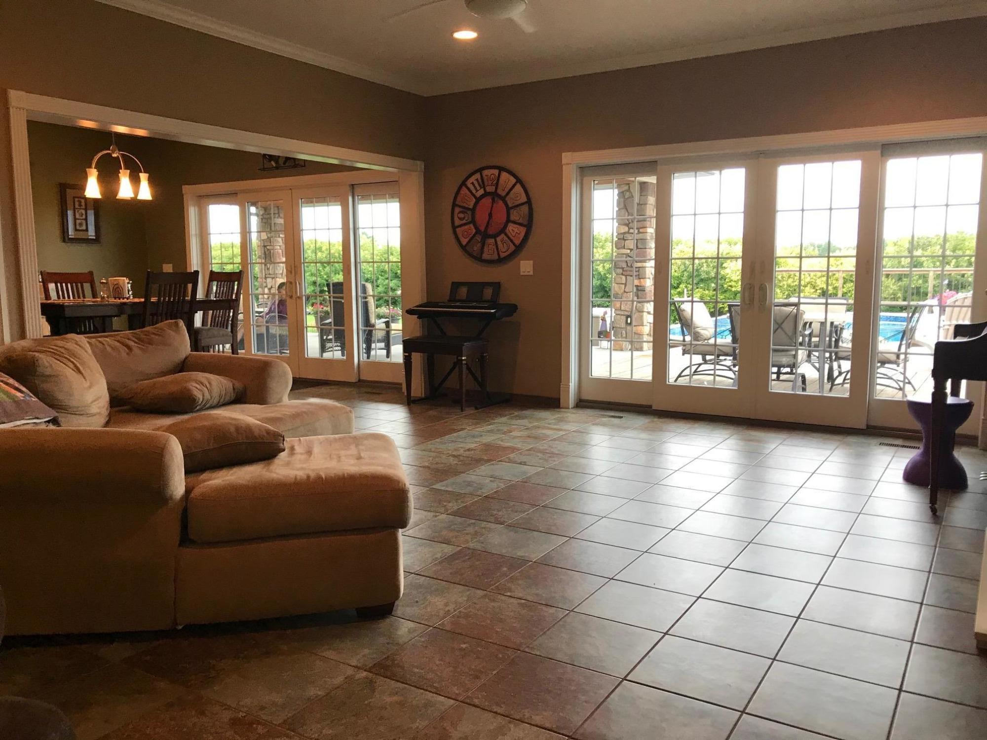 40692 Sunrise Ridge Dr