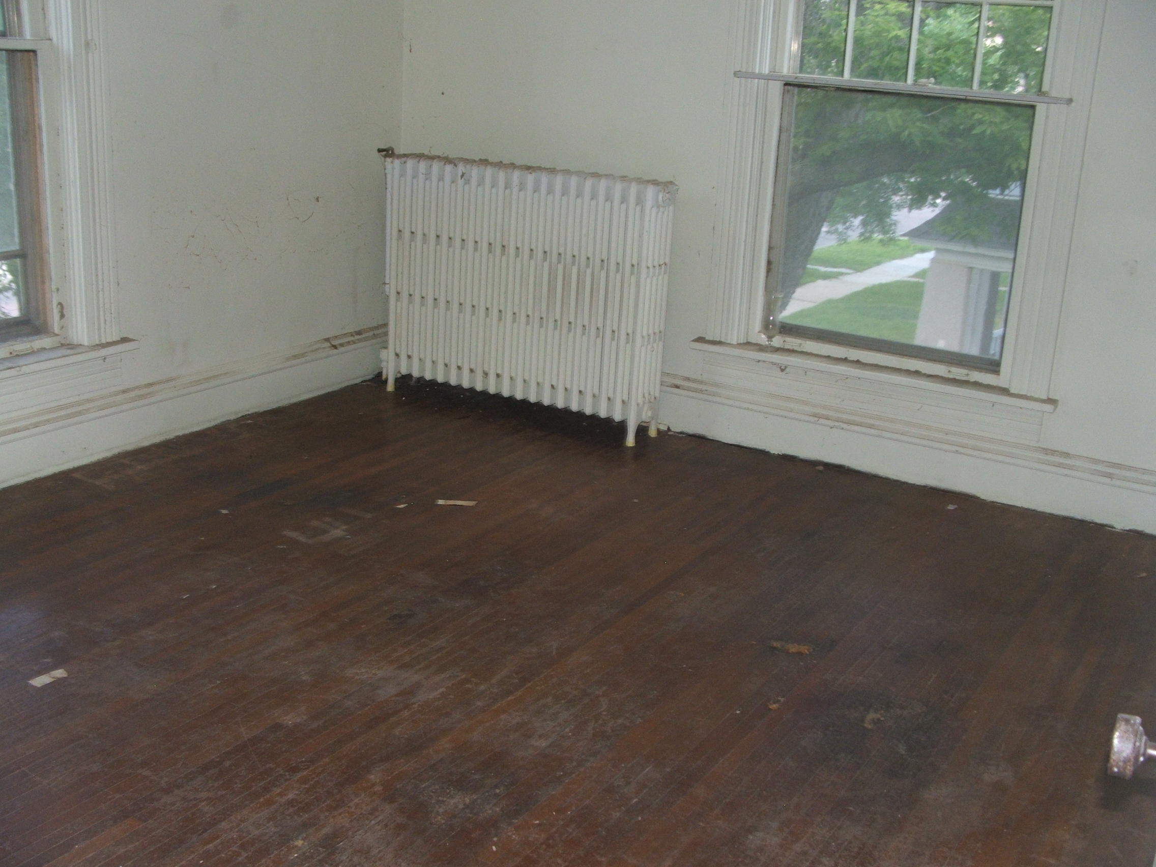215 W 3rd