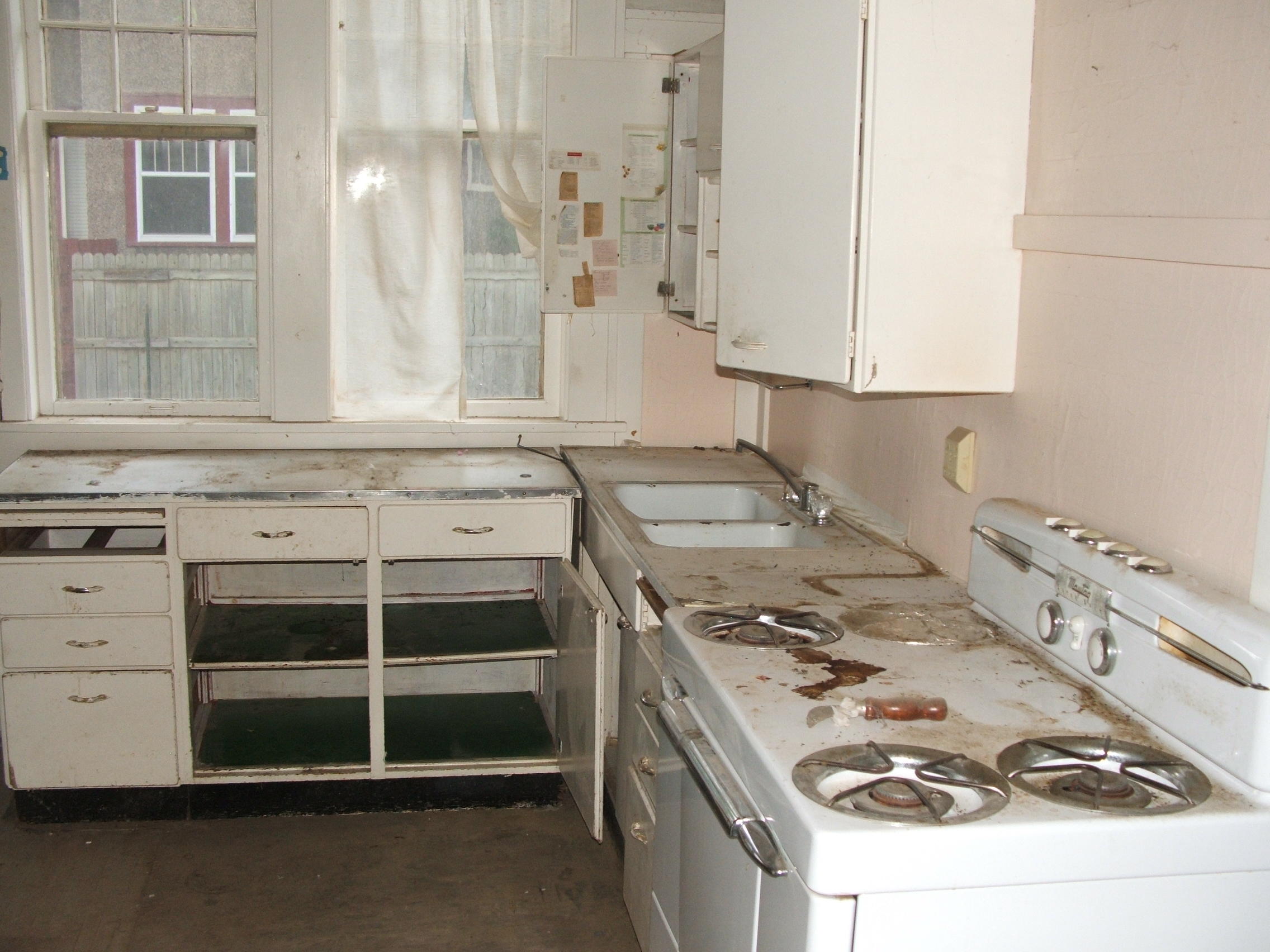 215 W 3rd