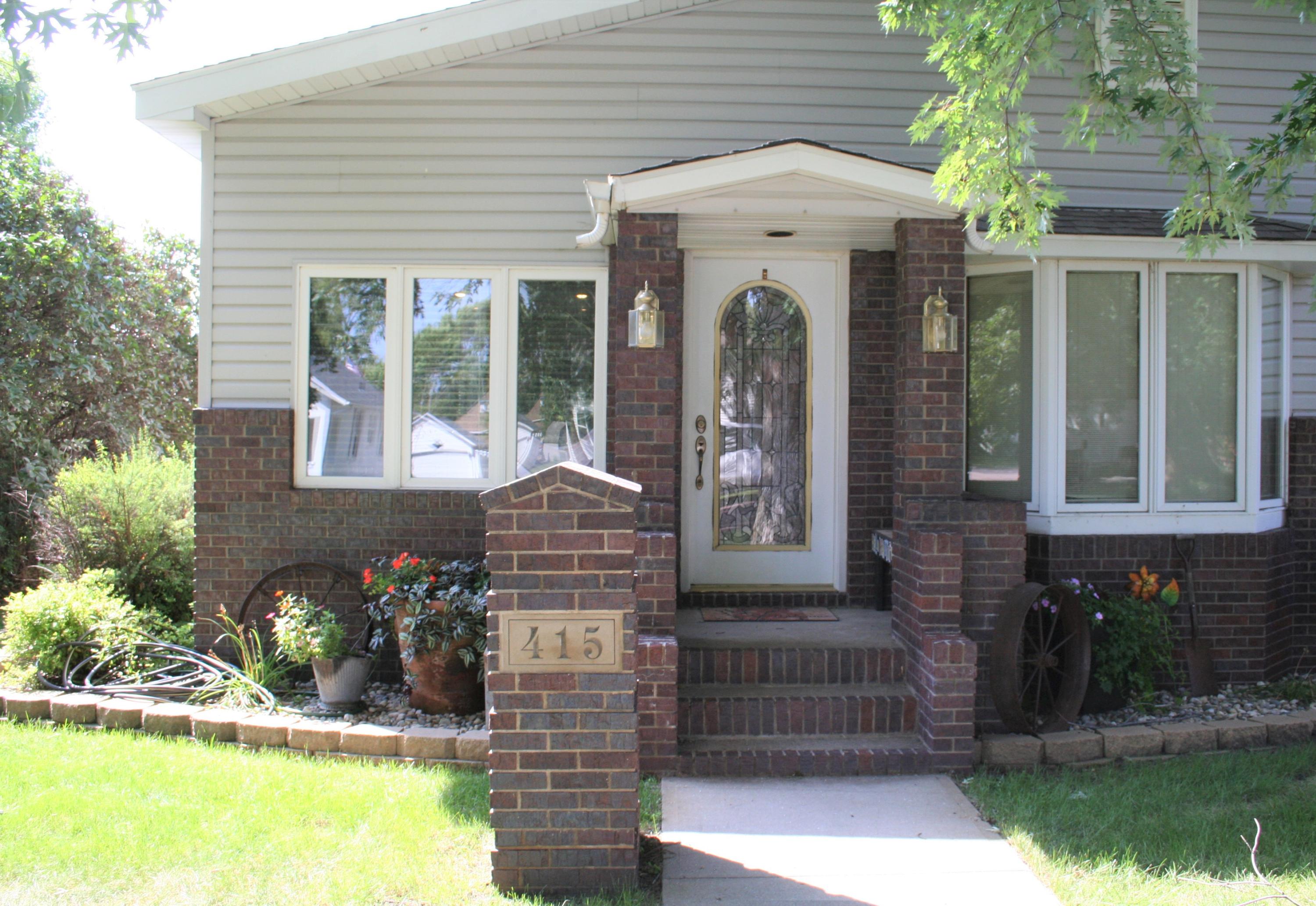 415 W 10th Ave