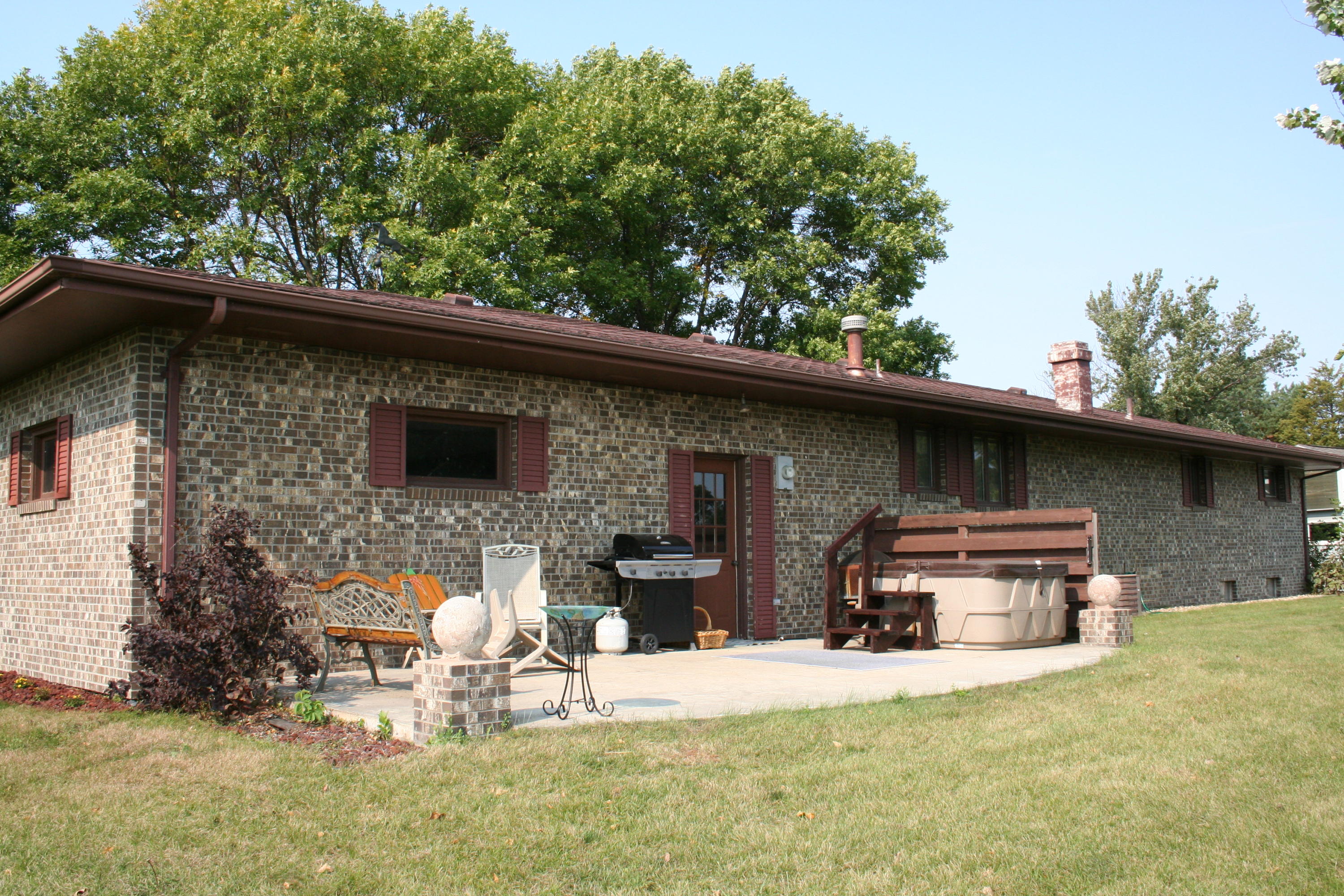 85 N Harmon Dr
