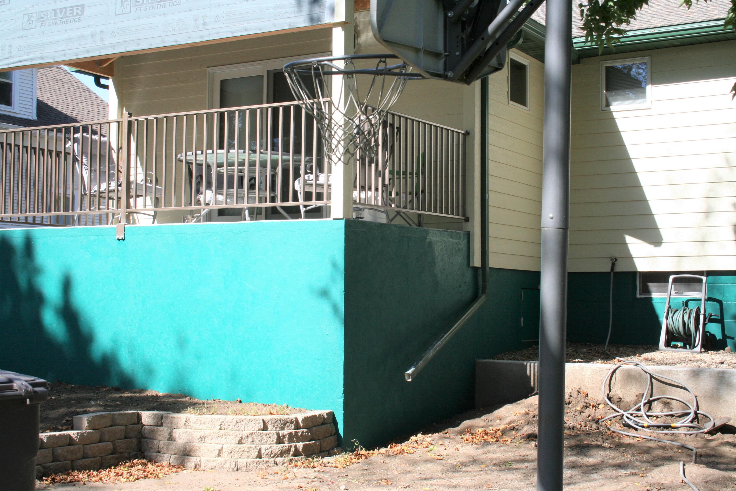 909 W 3rd Ave