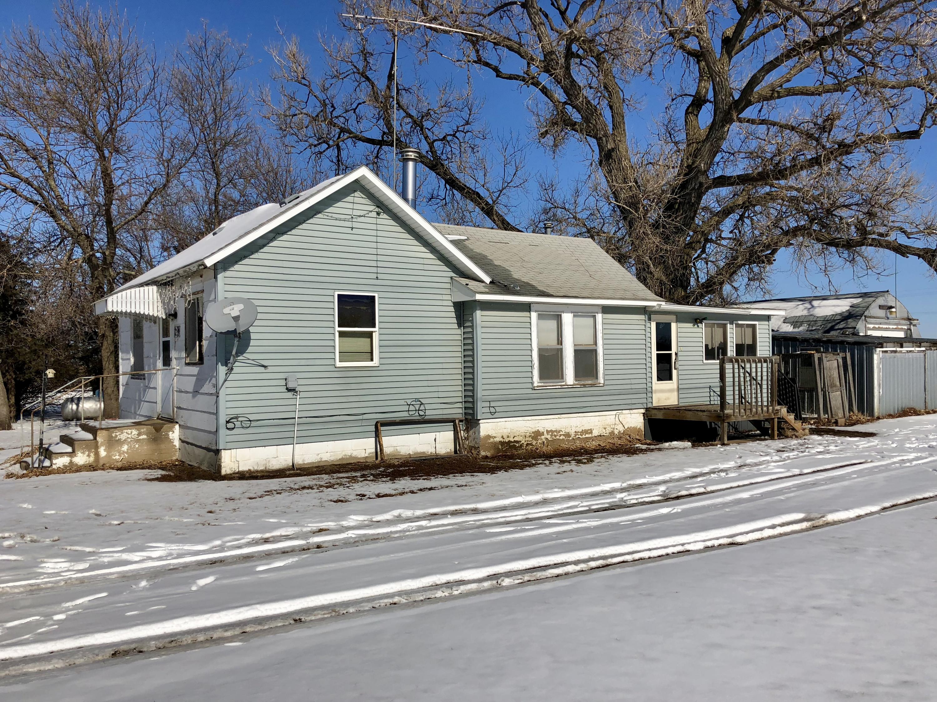 102 5th St