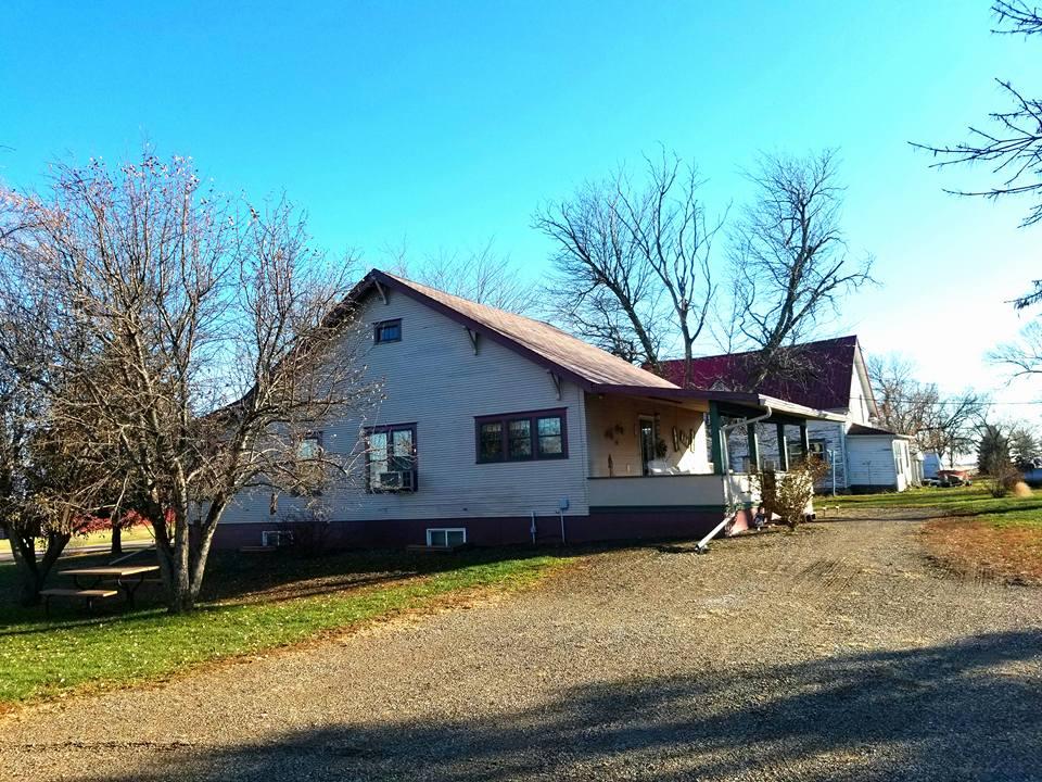 624 Main St