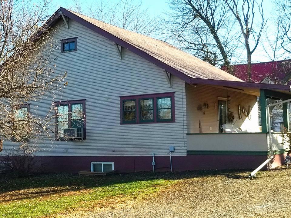624 Main St