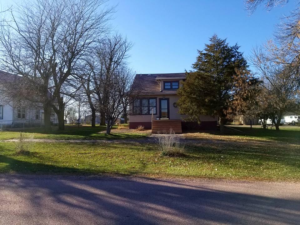 624 Main St