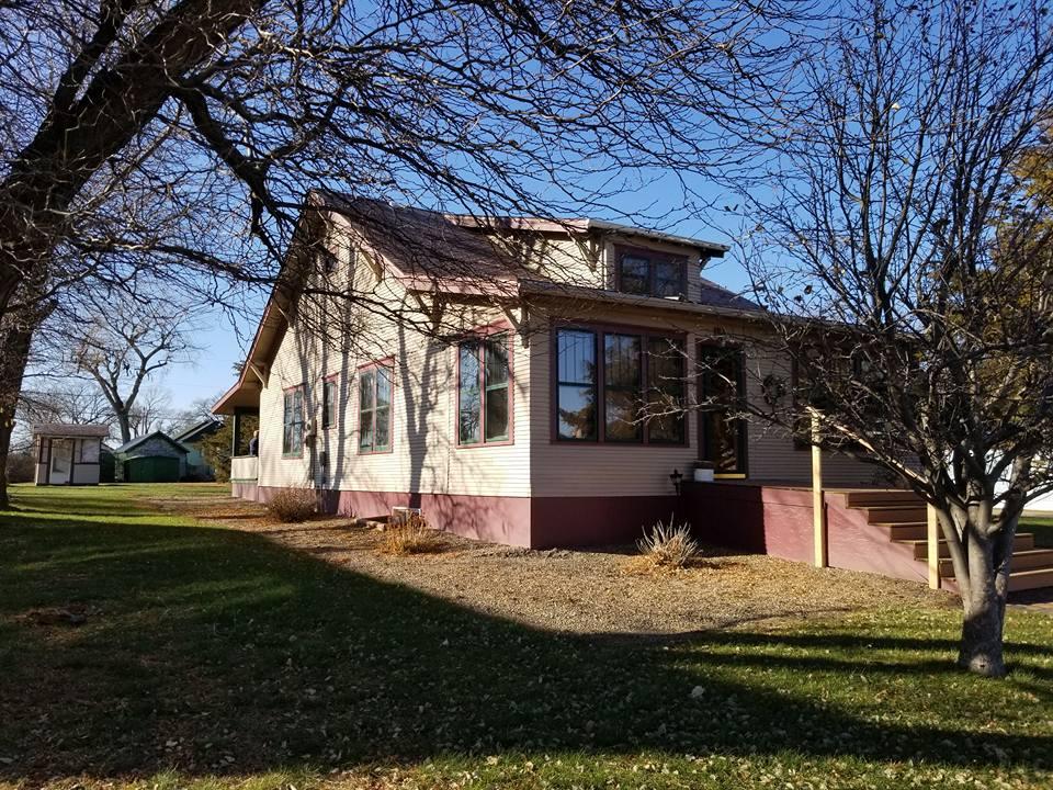 624 Main St