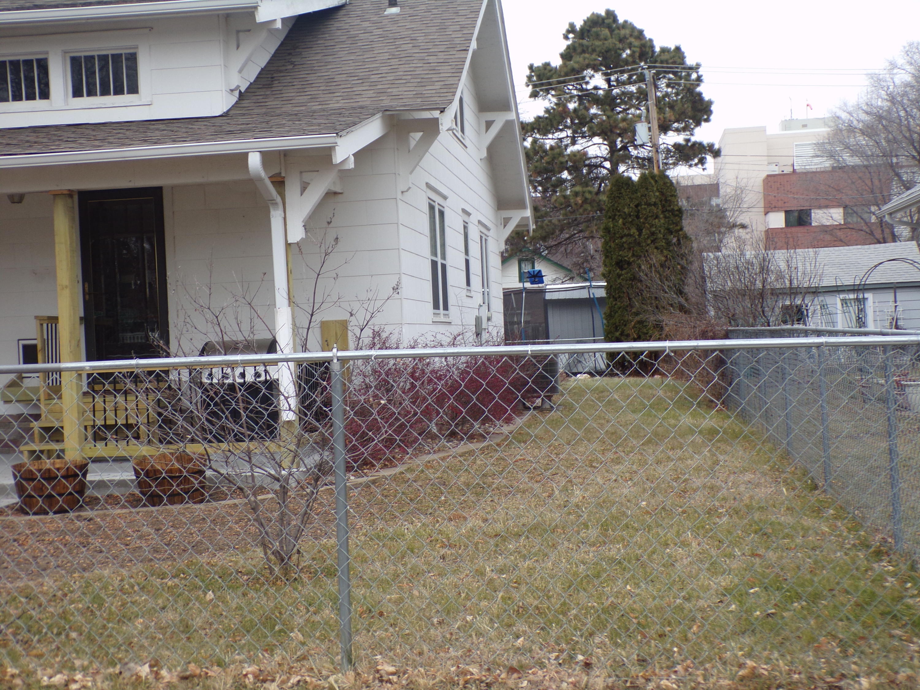 1200 E 4th Ave