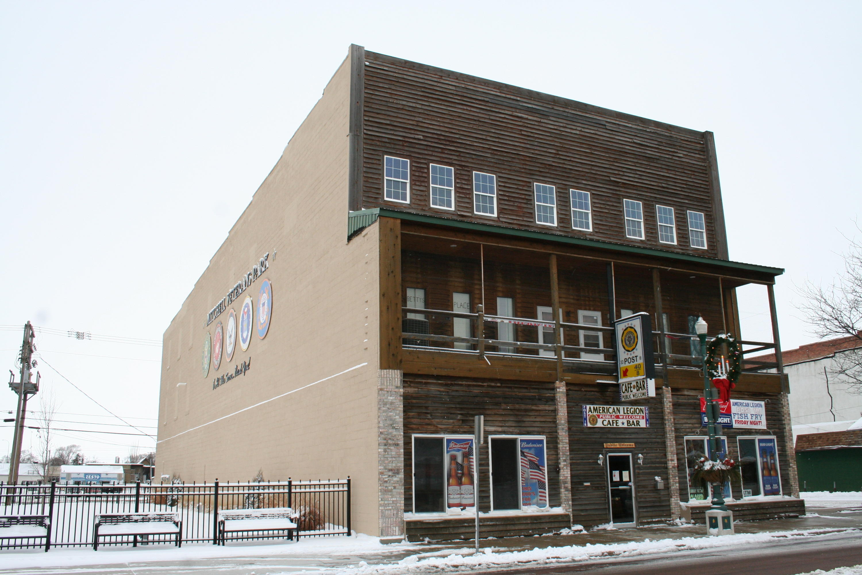 107 N Main St