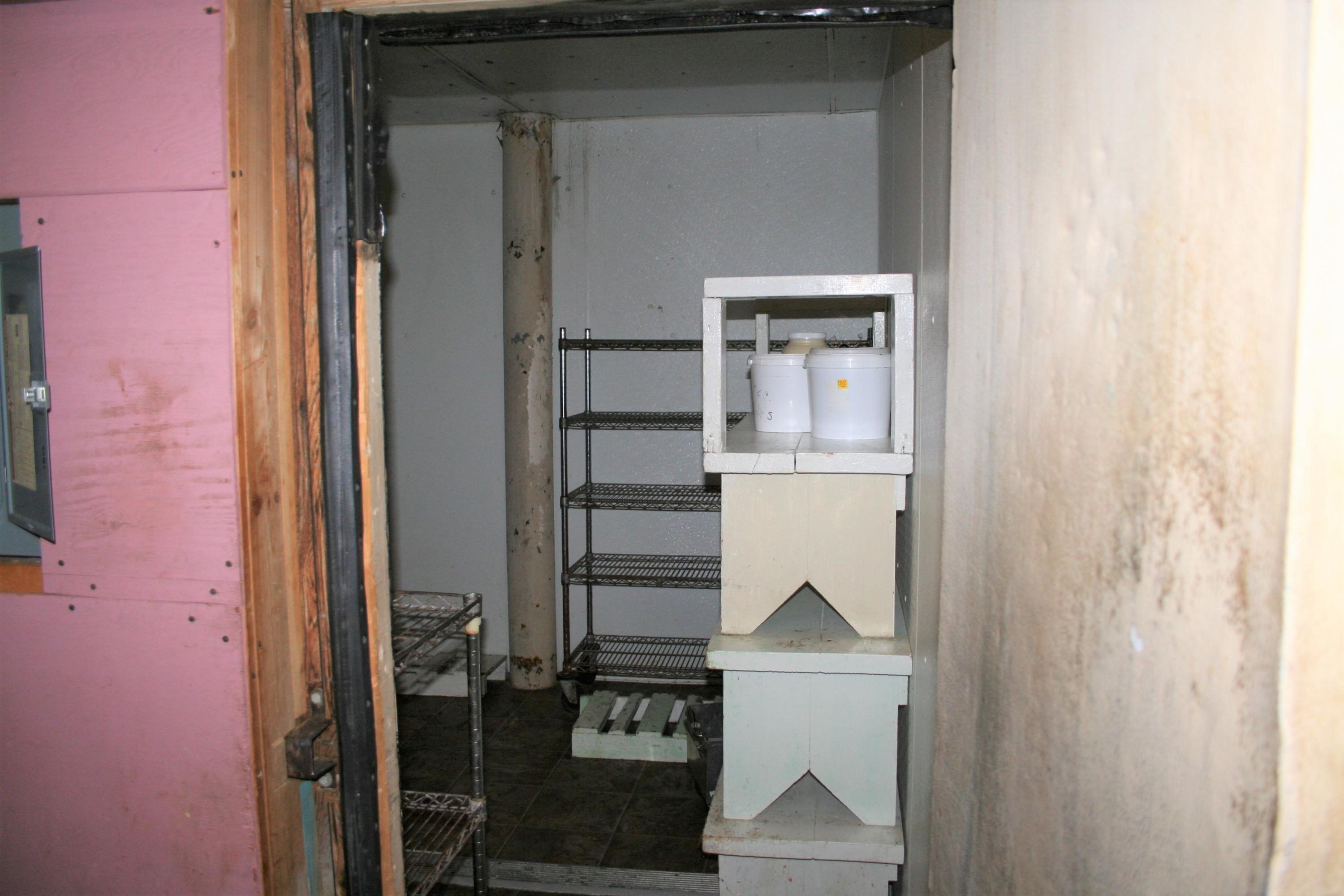 107 N Main St
