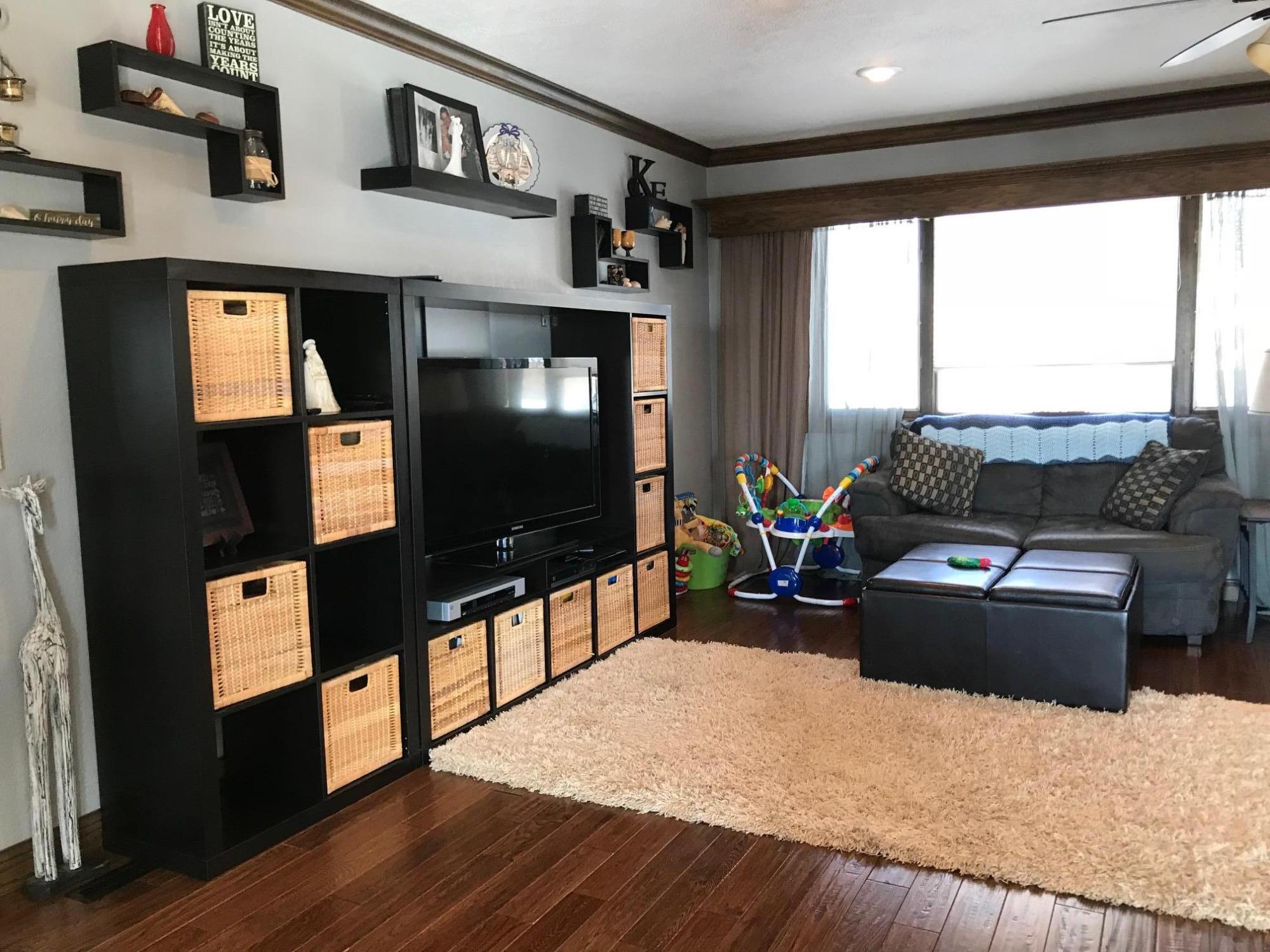 1305 Ridge Rd