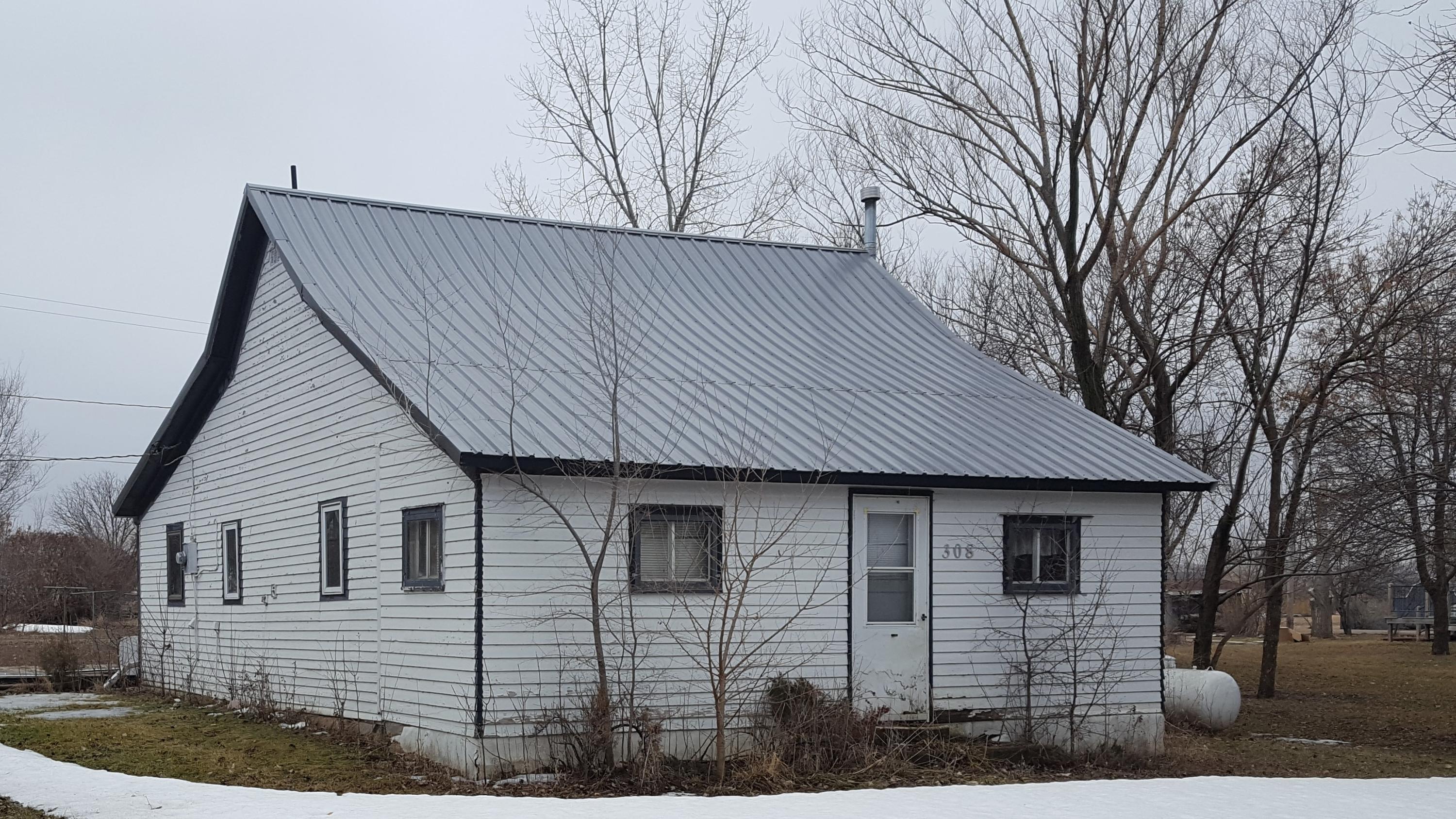 308 Walnut St