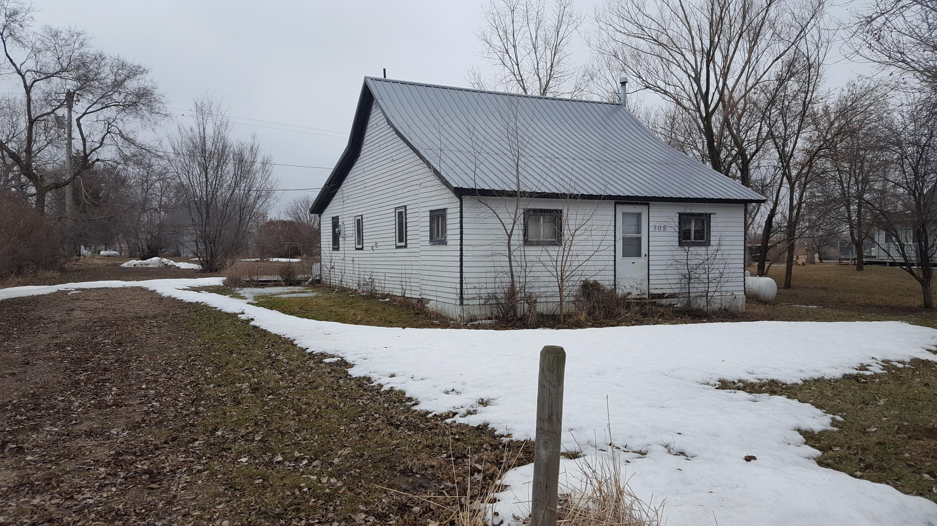 308 Walnut St