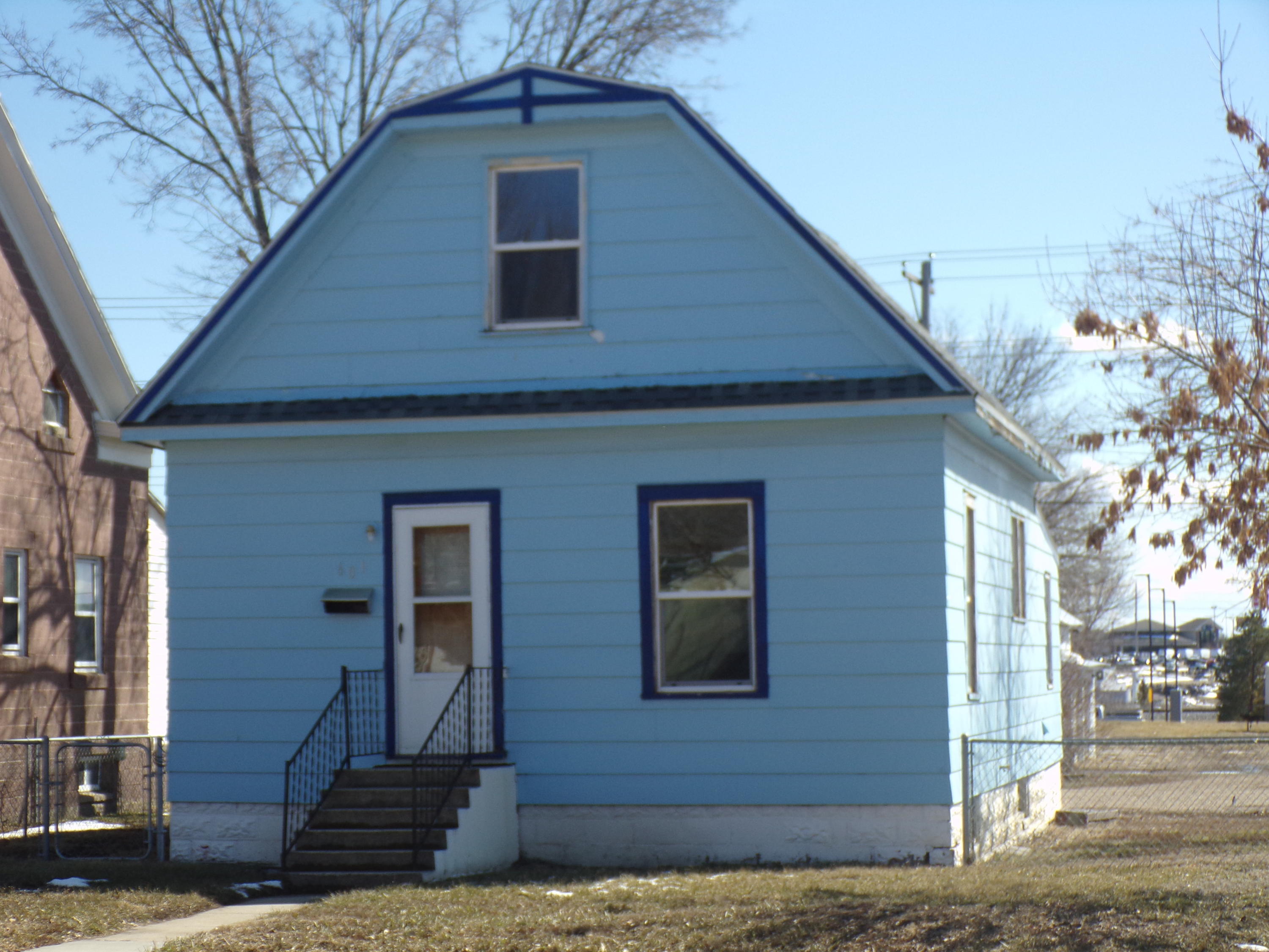 601 East Hanson Ave