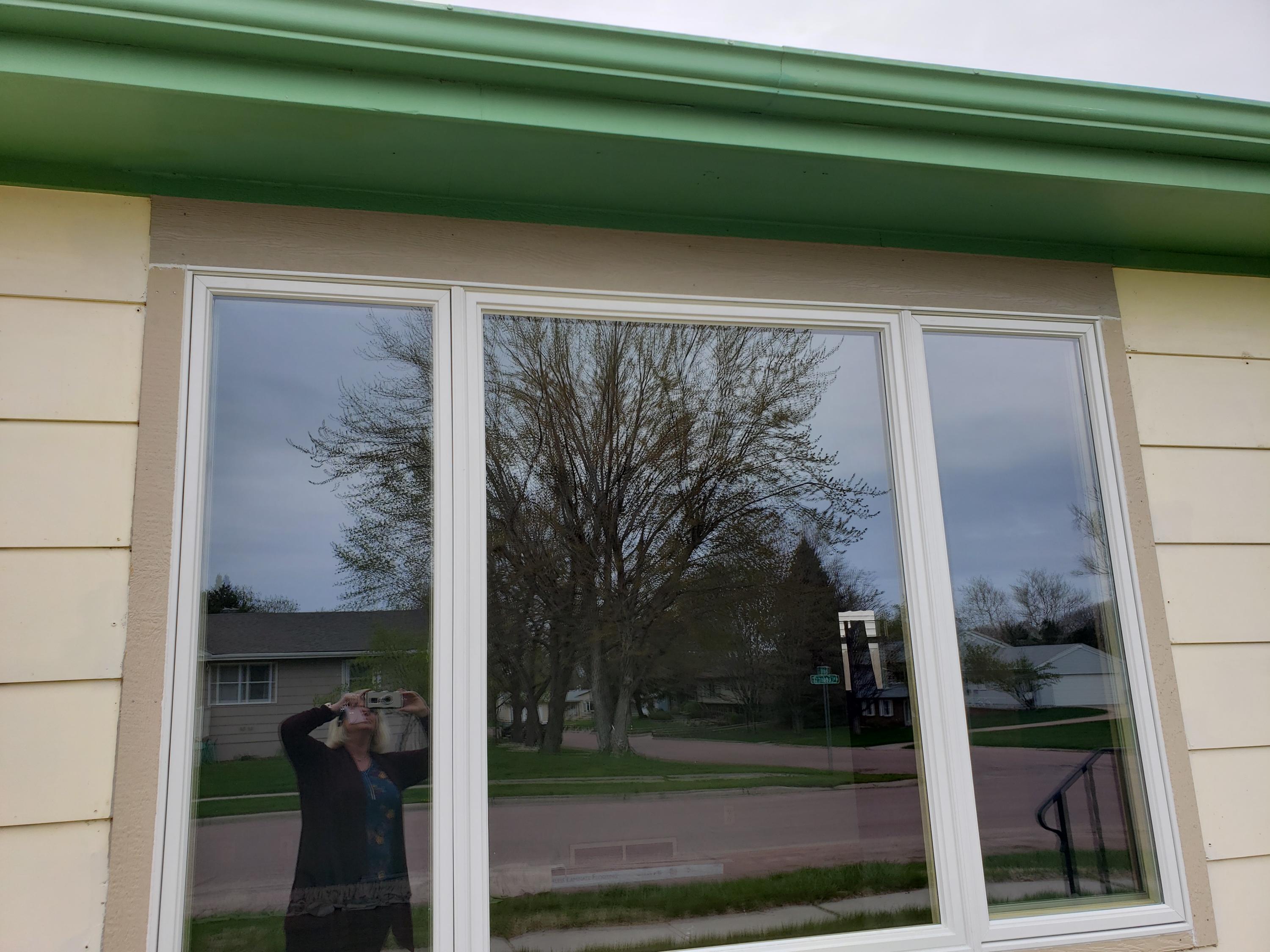 821 W Cedar Ave