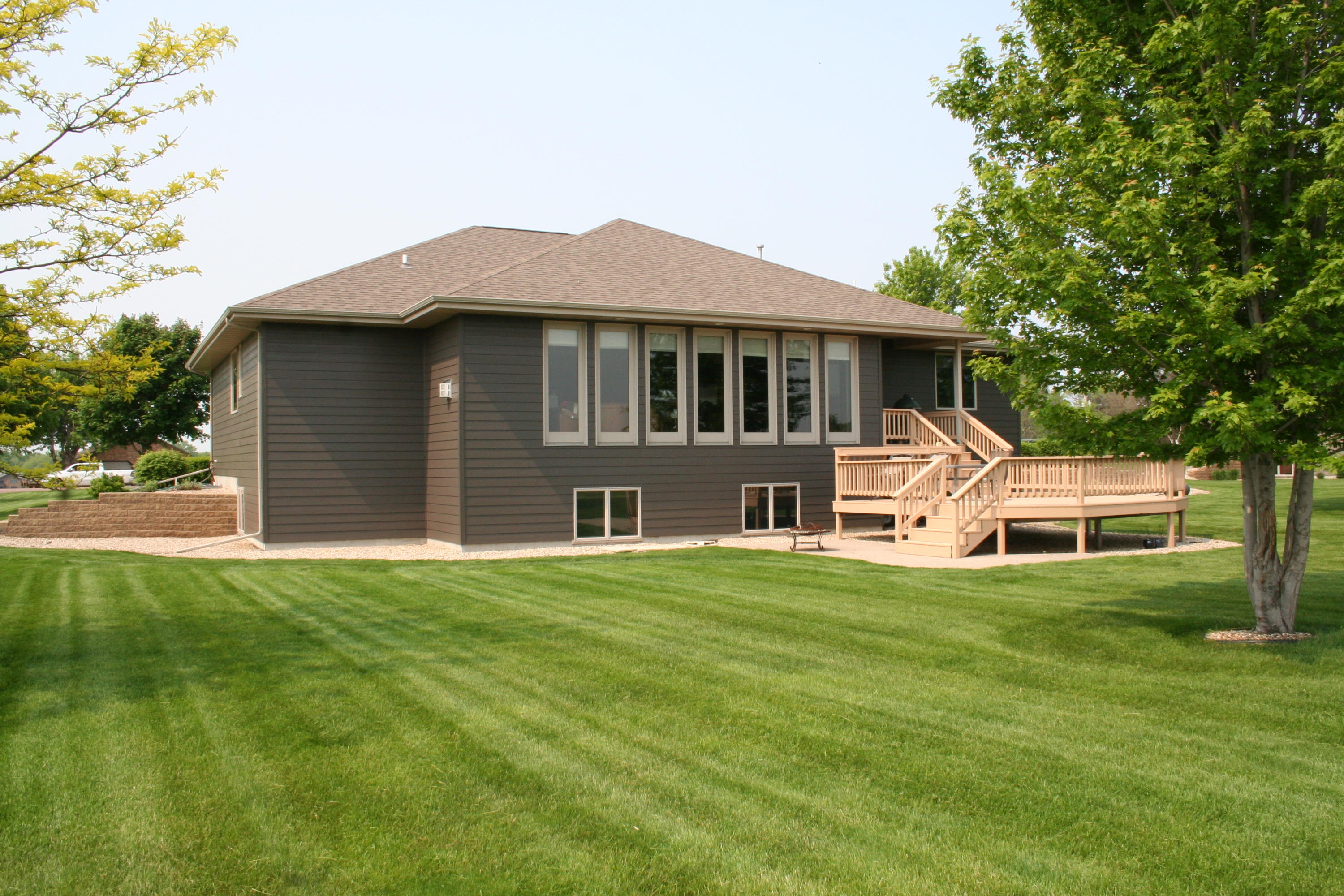 107 N Harmon Dr
