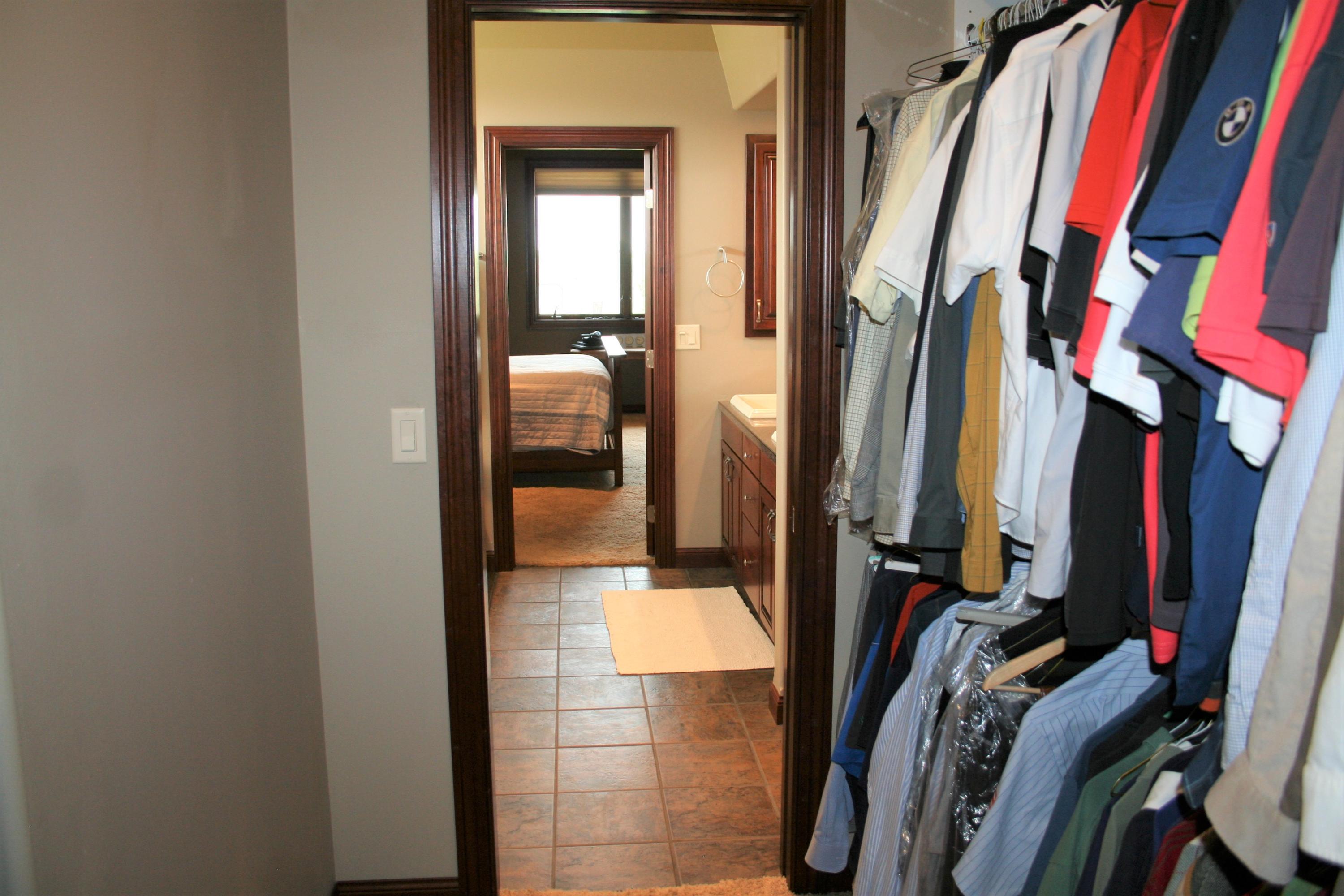 107 N Harmon Dr