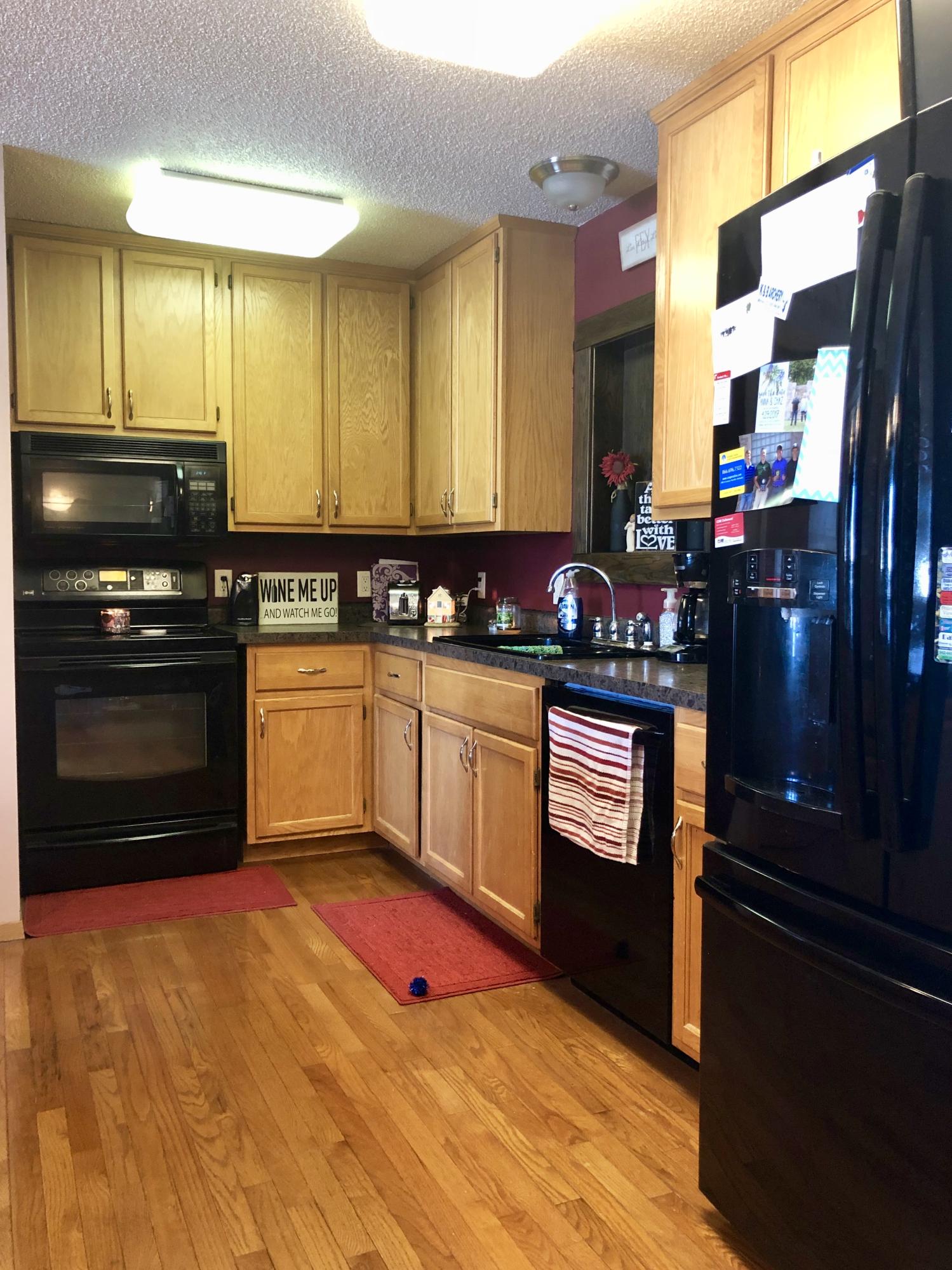501 Delevan Ct