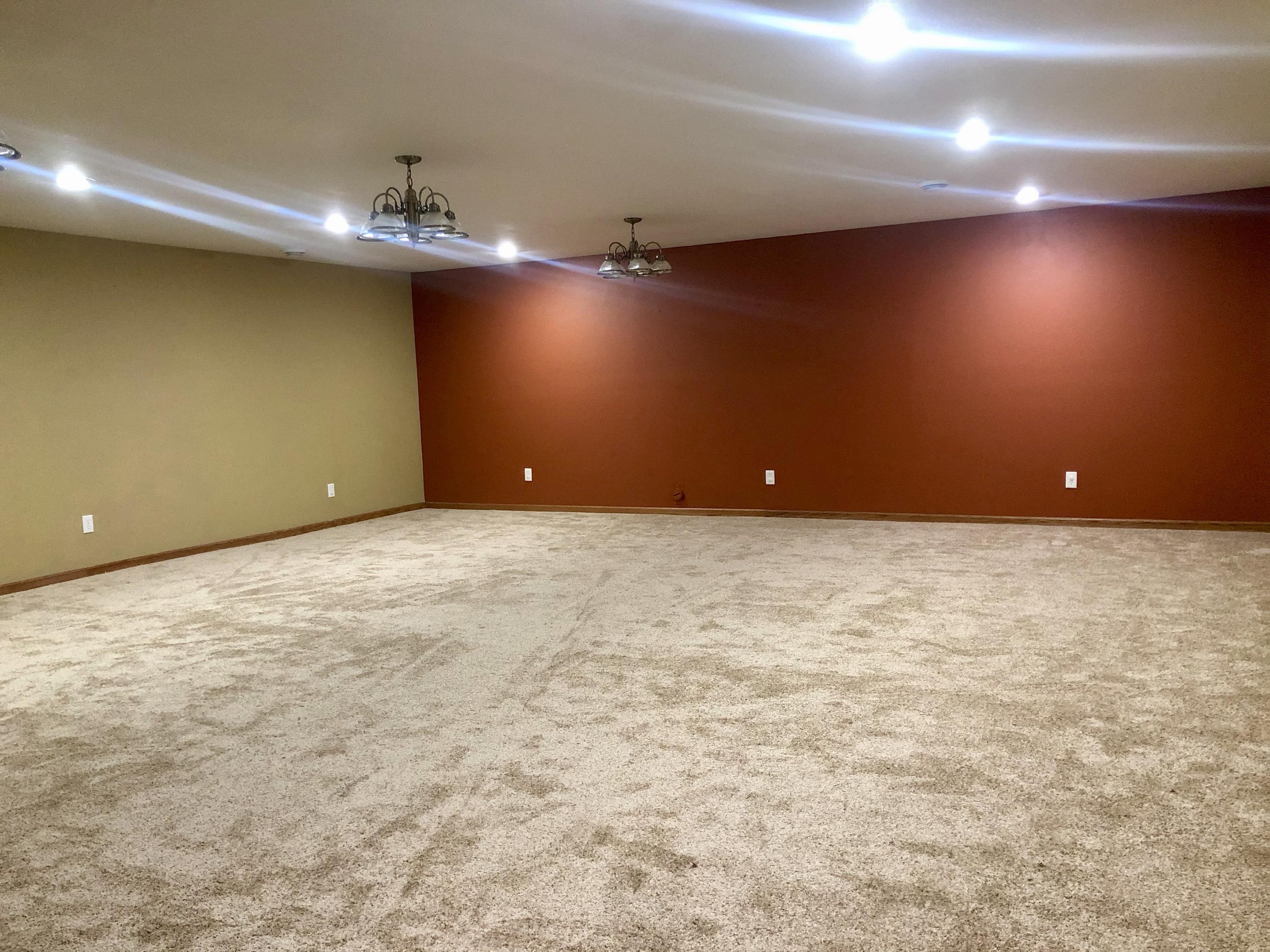 2709 Winsor Ct