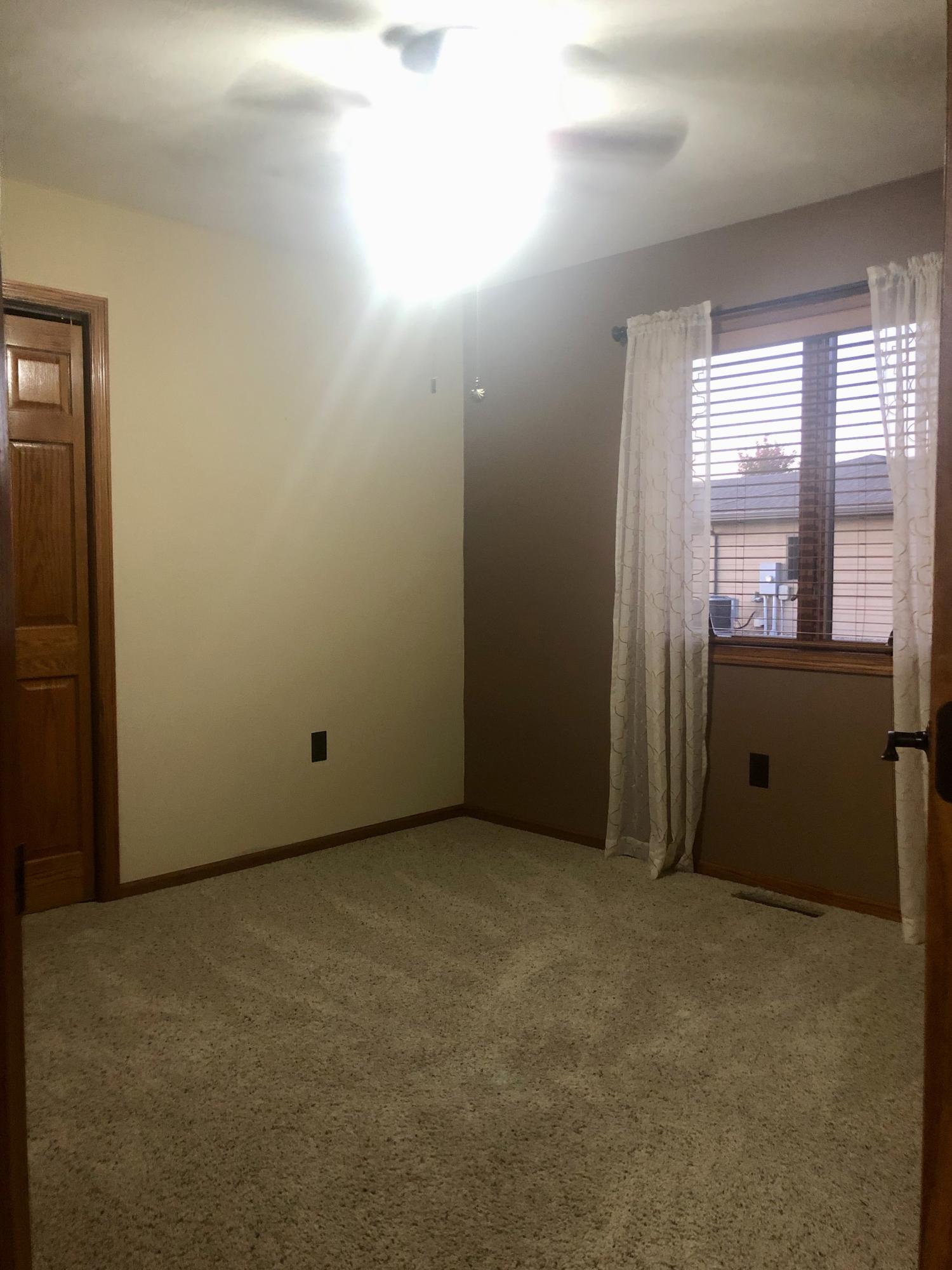 2709 Winsor Ct