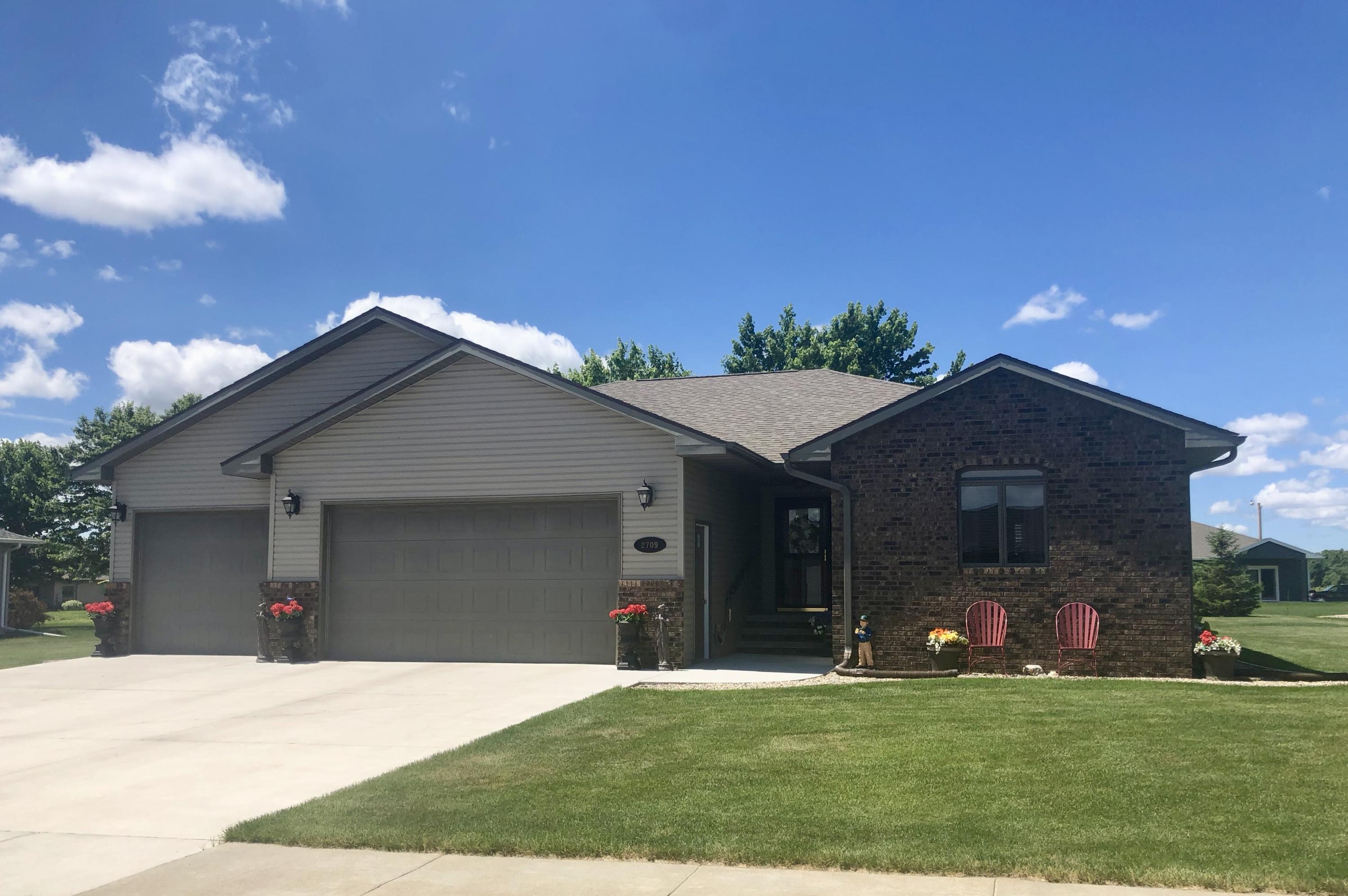 2709 Winsor Ct