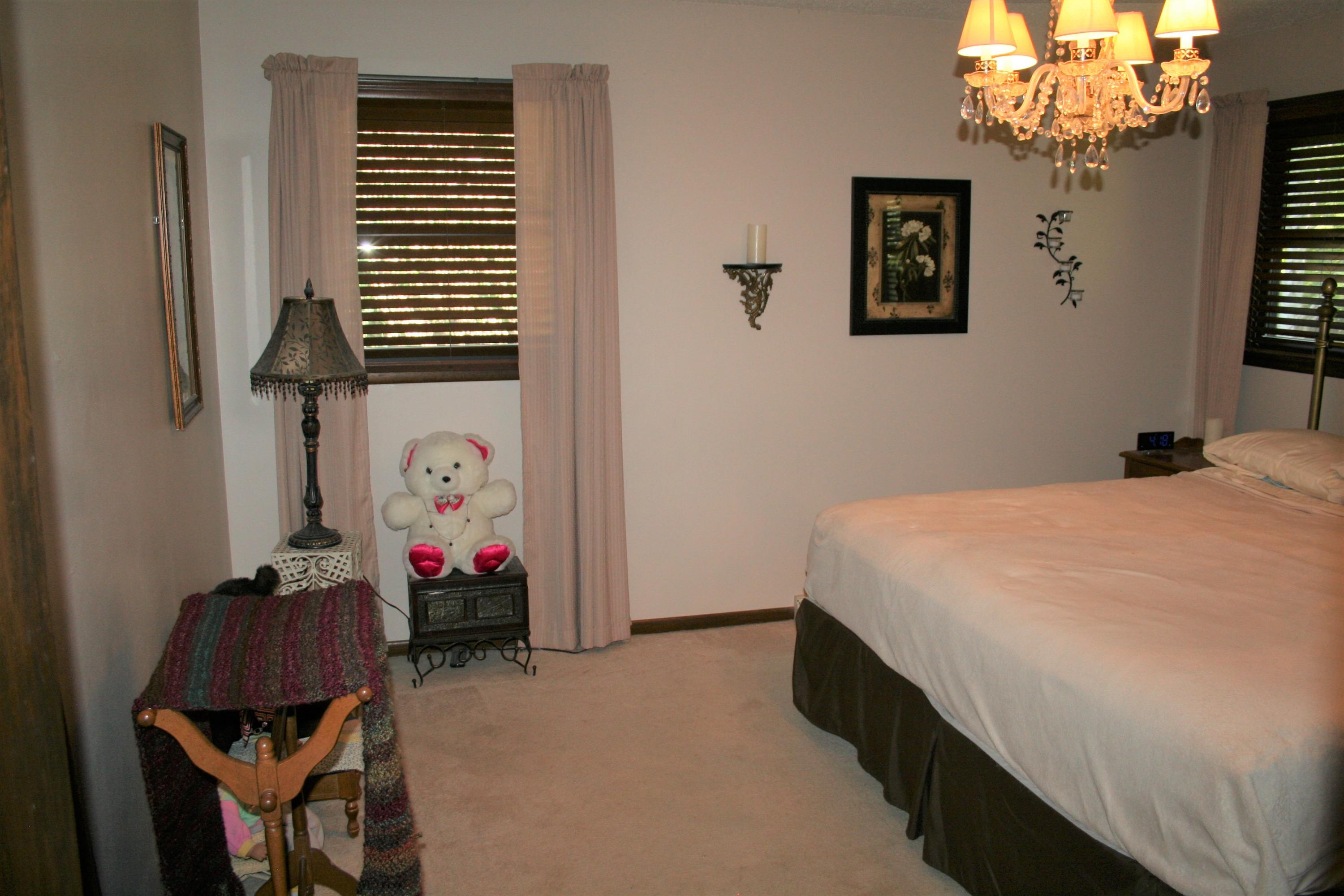 1105 Chalkstone Dr