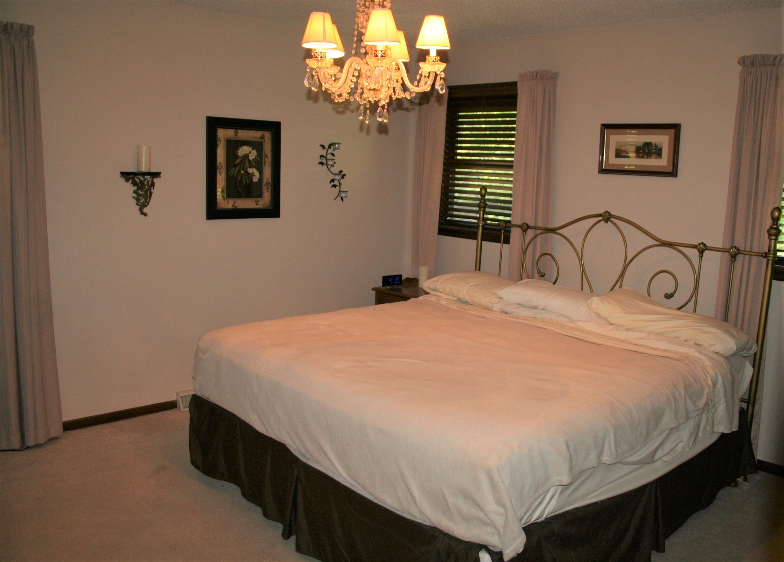 1105 Chalkstone Dr
