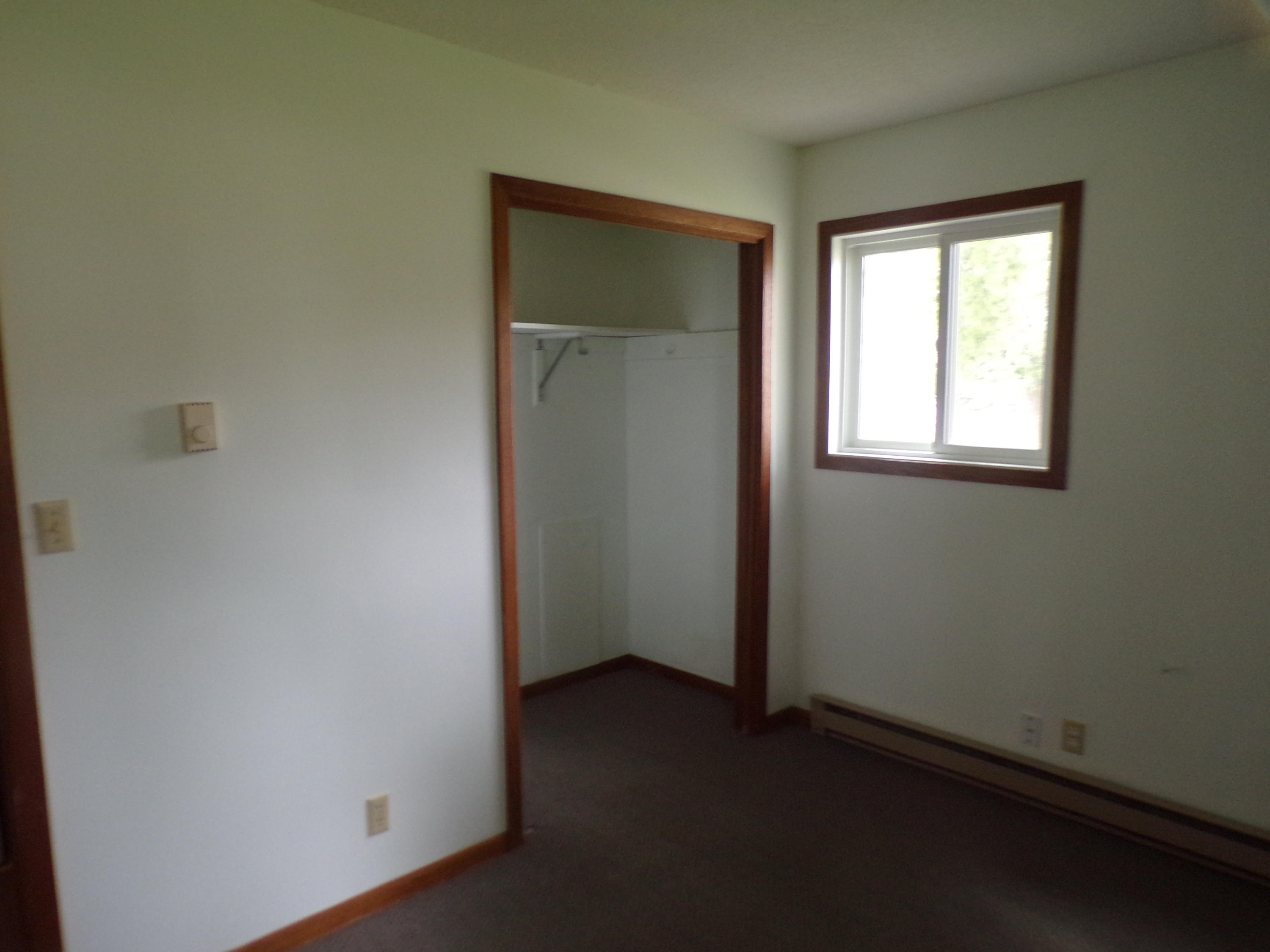 103 S Wilson