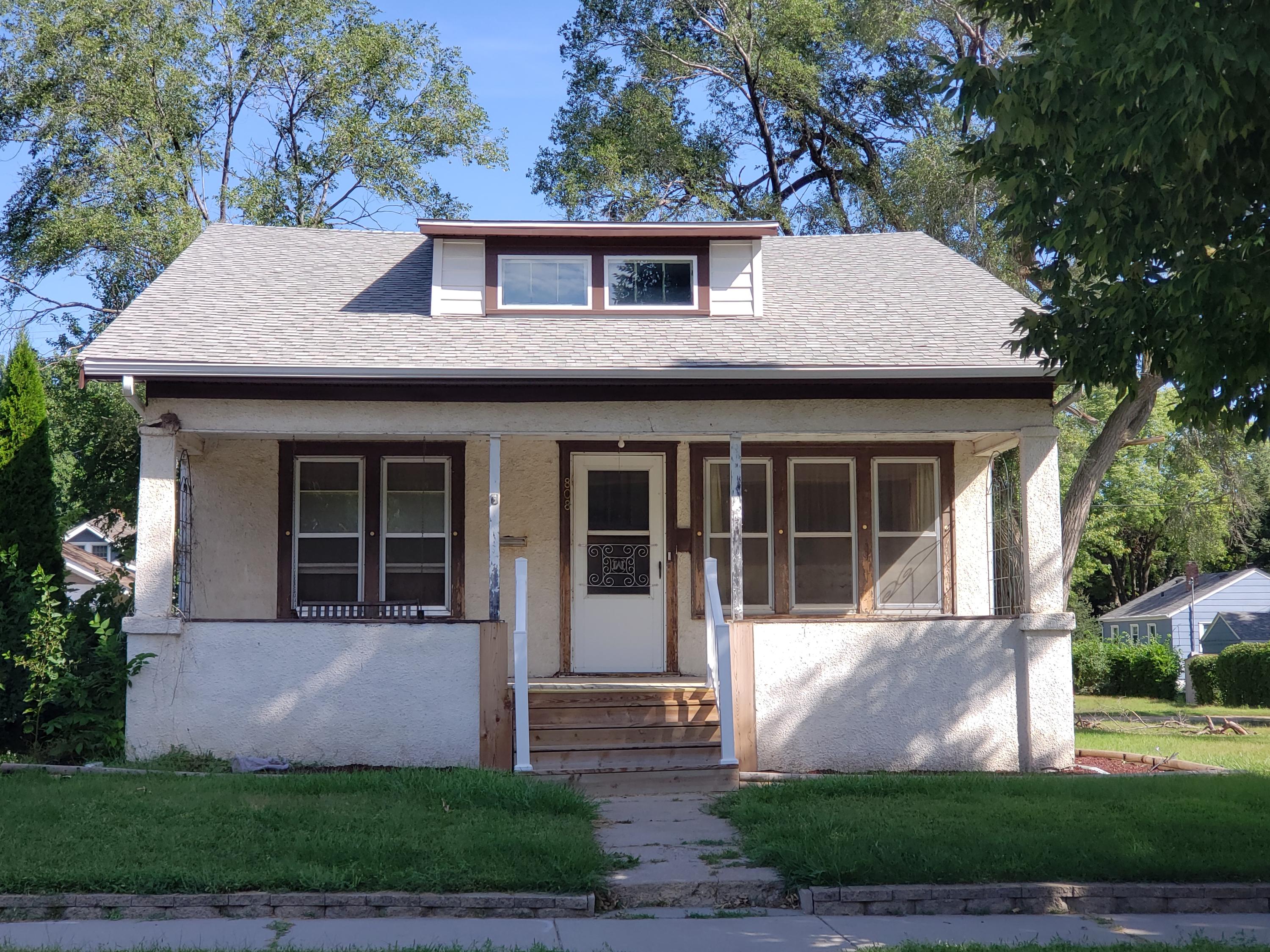 808 W 5th Ave