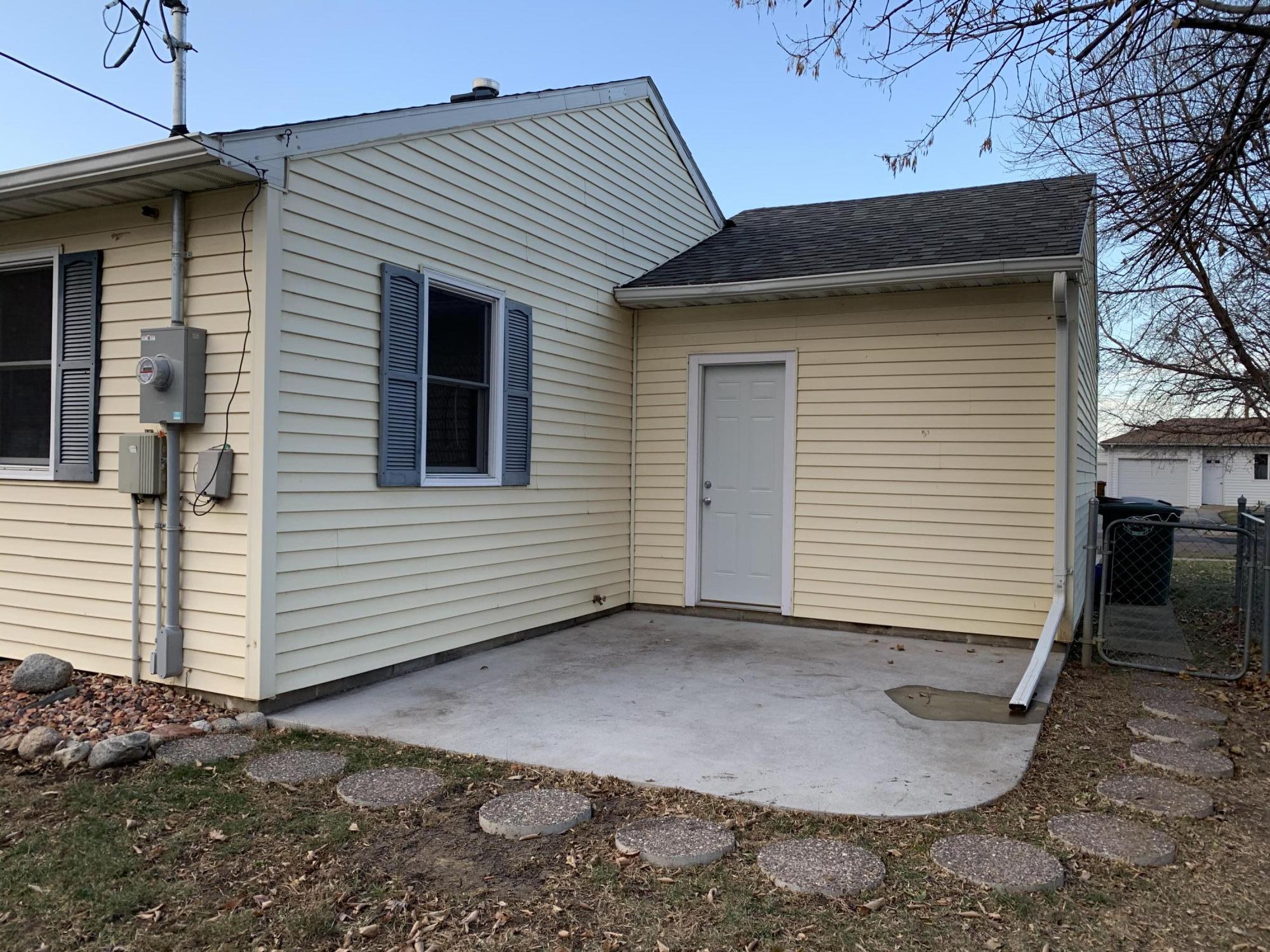 1403 Bridle Dr