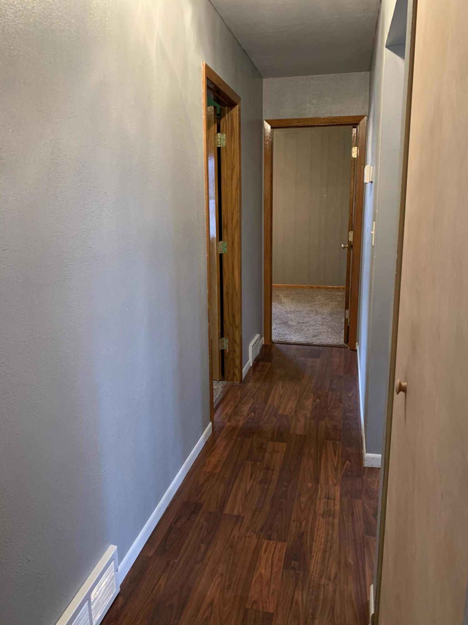 1403 Bridle Dr