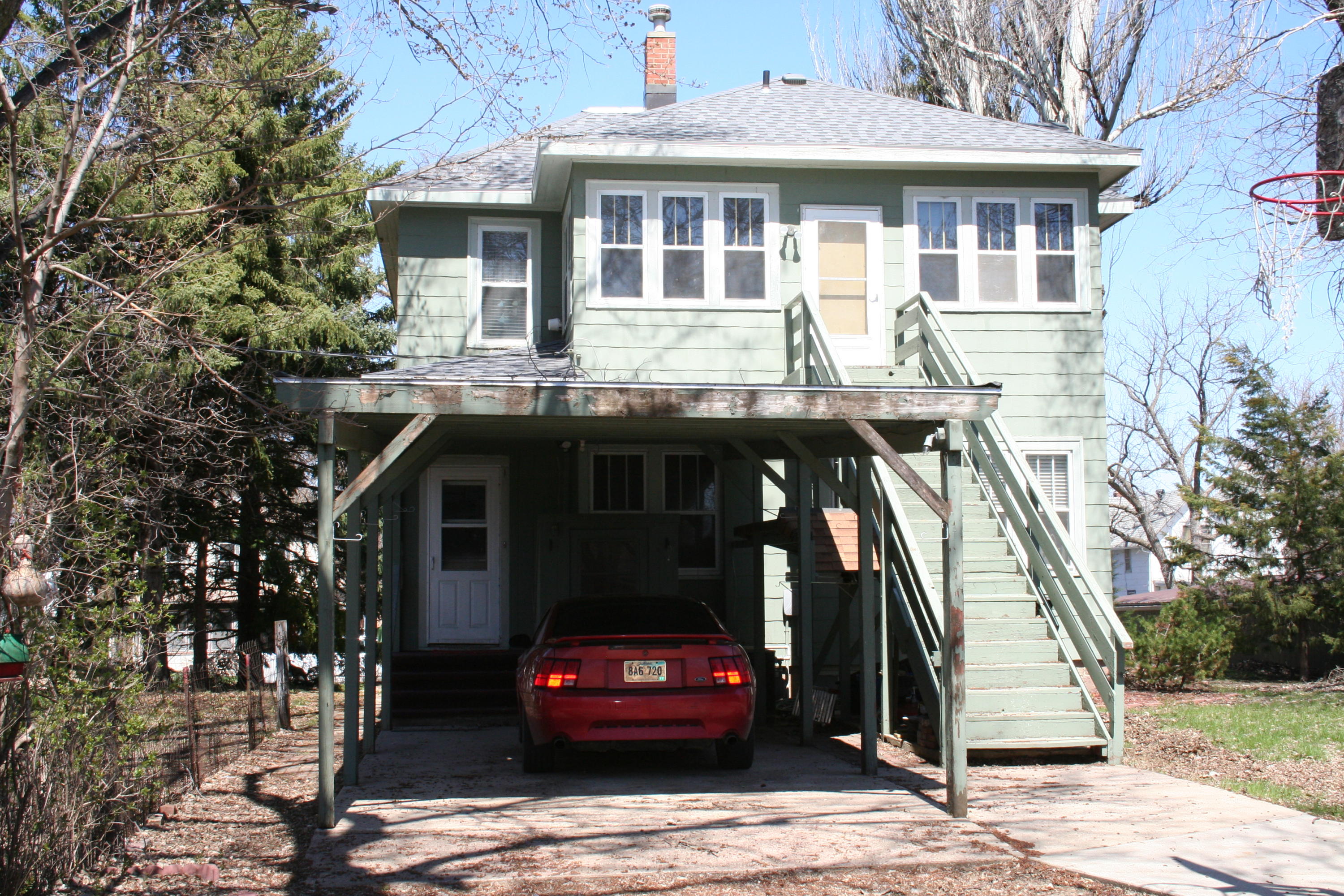 209 W 4th Ave