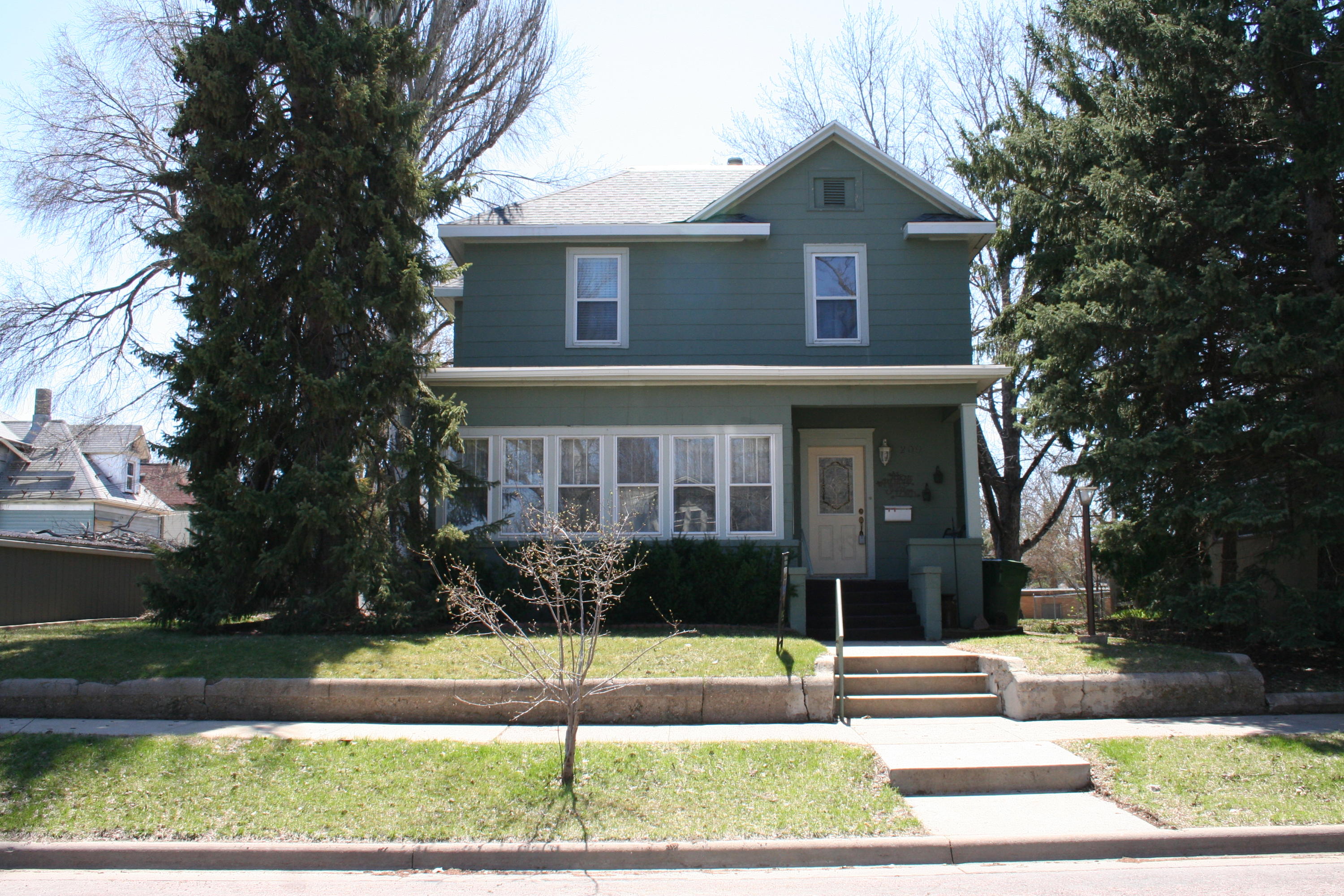 209 W 4th Ave