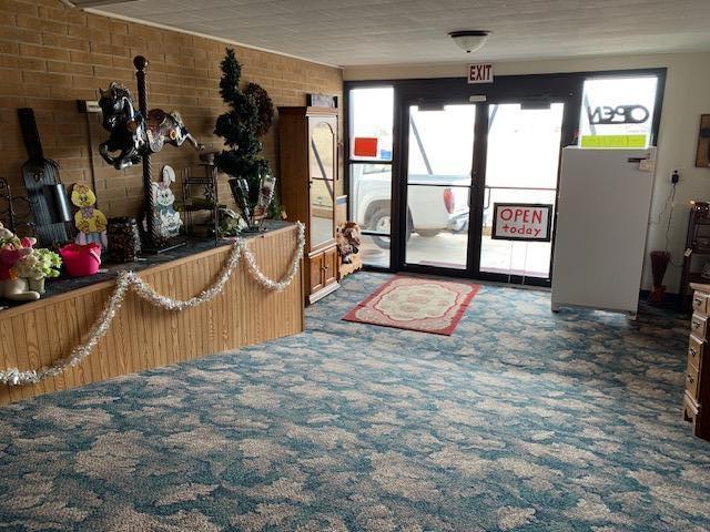 2430 N Main St