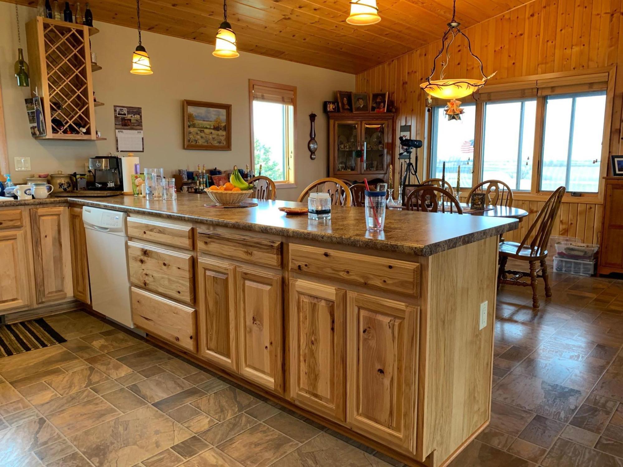 23589 Twin lakes Dr