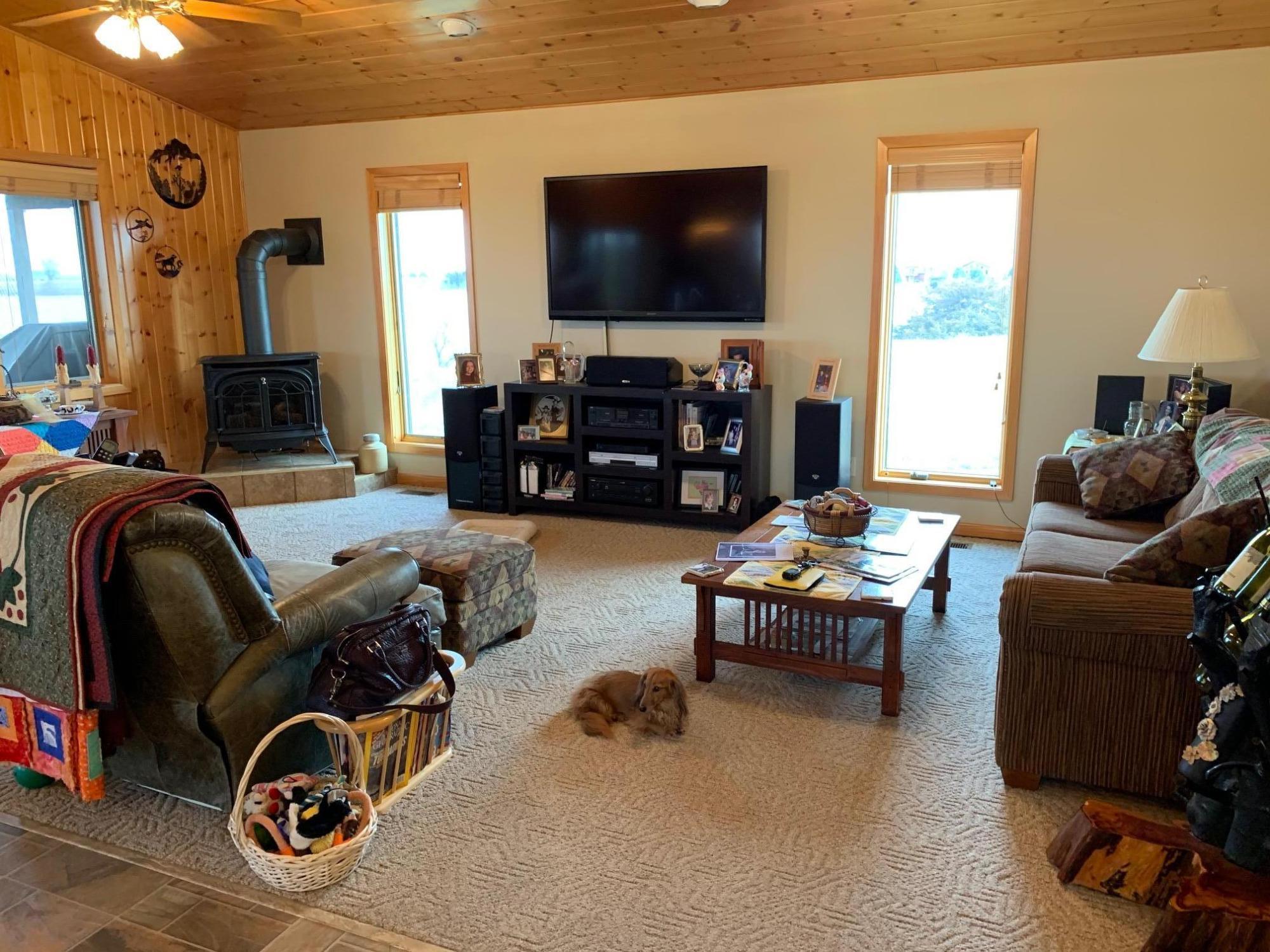 23589 Twin lakes Dr
