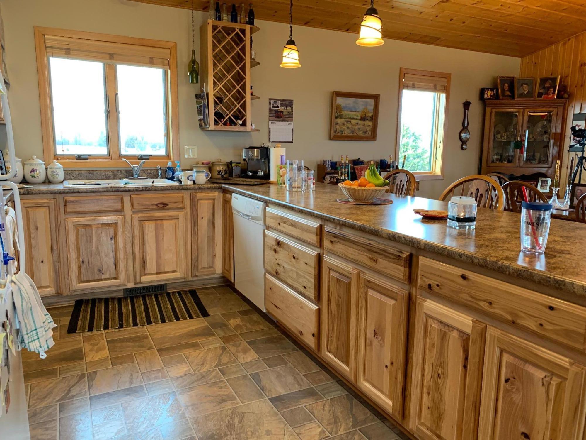 23589 Twin lakes Dr