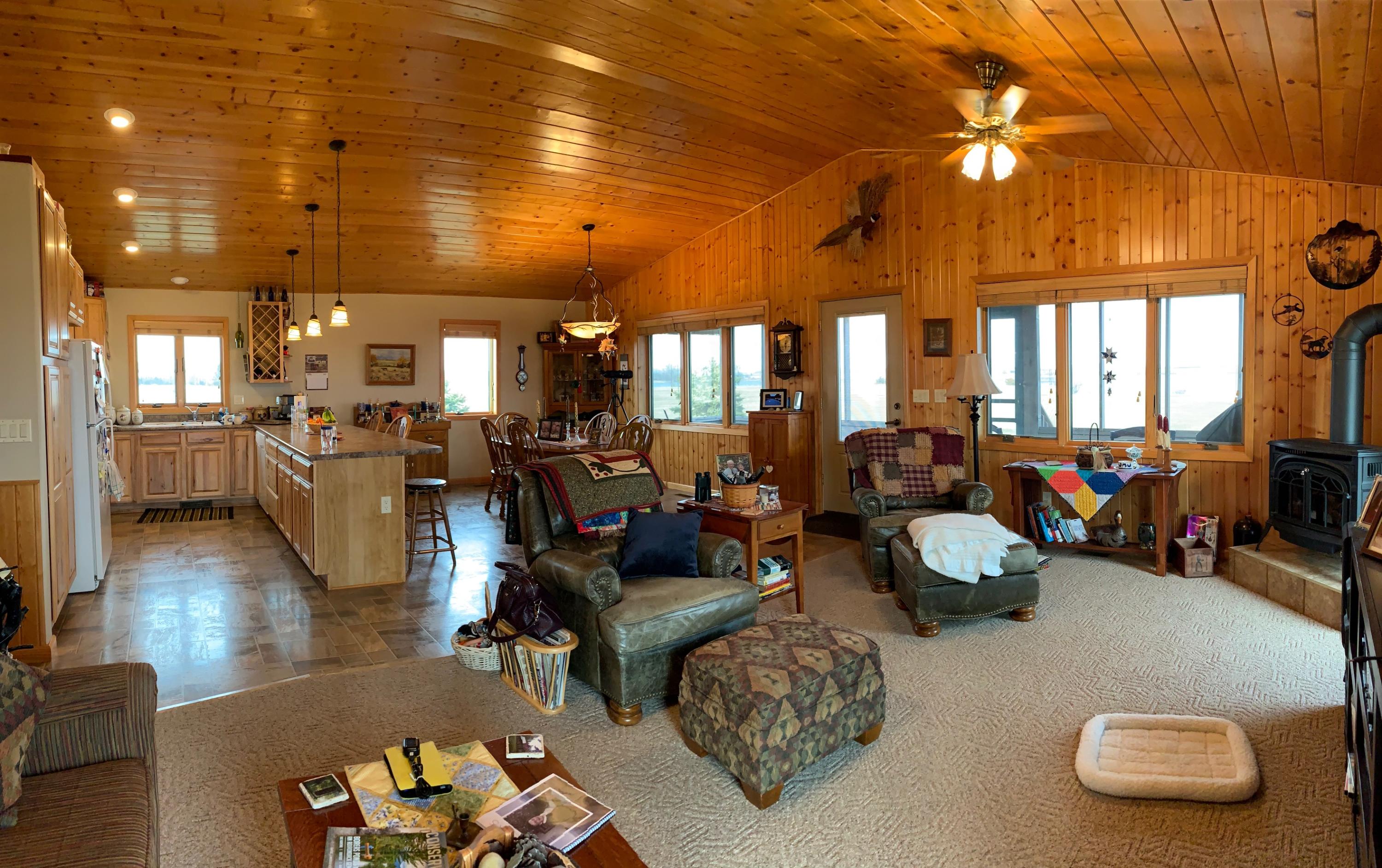23589 Twin lakes Dr