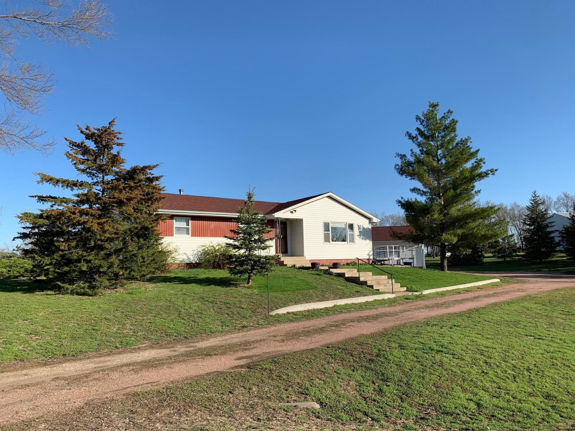 192 S Harmon Dr