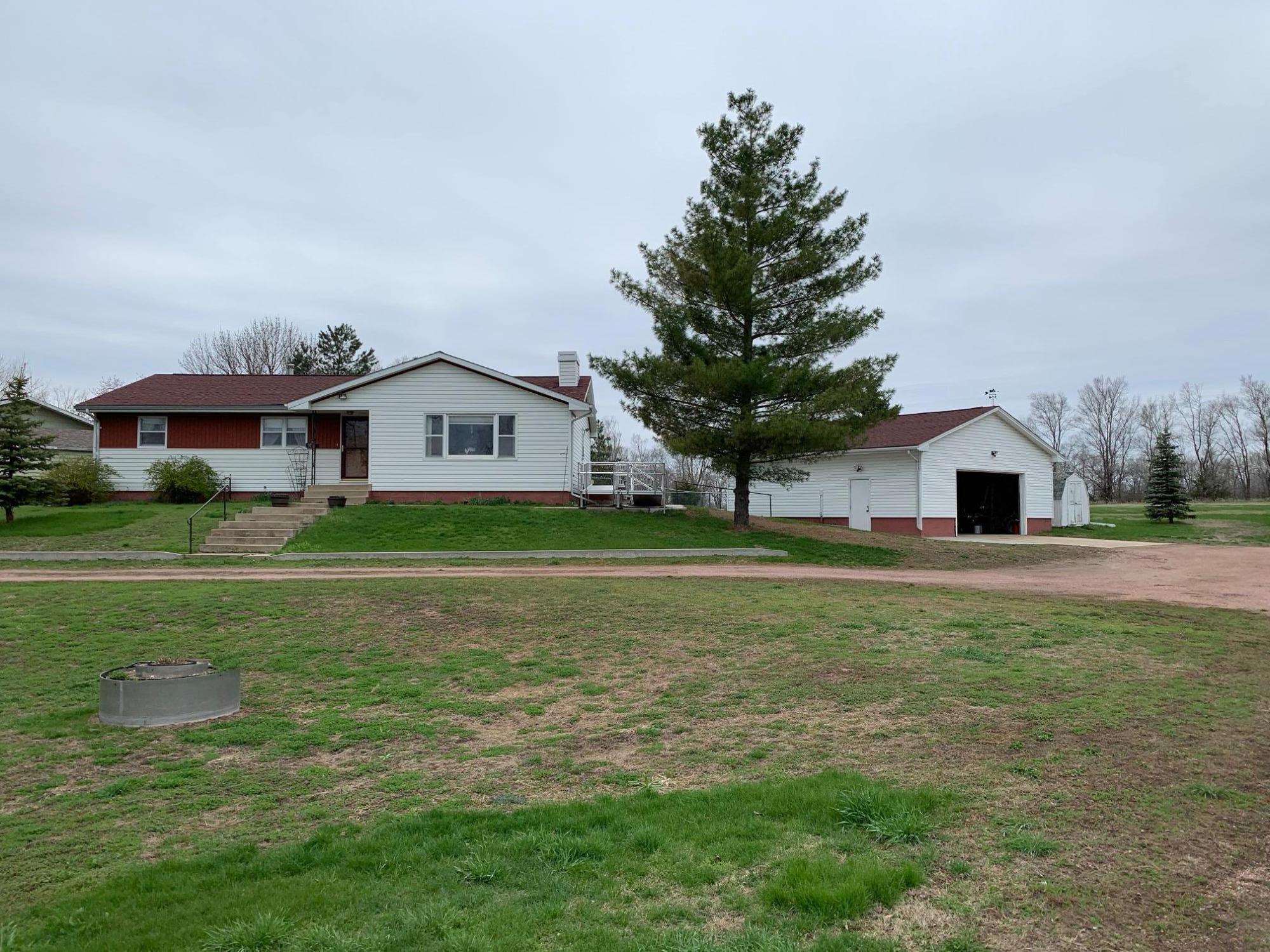 192 S Harmon Dr