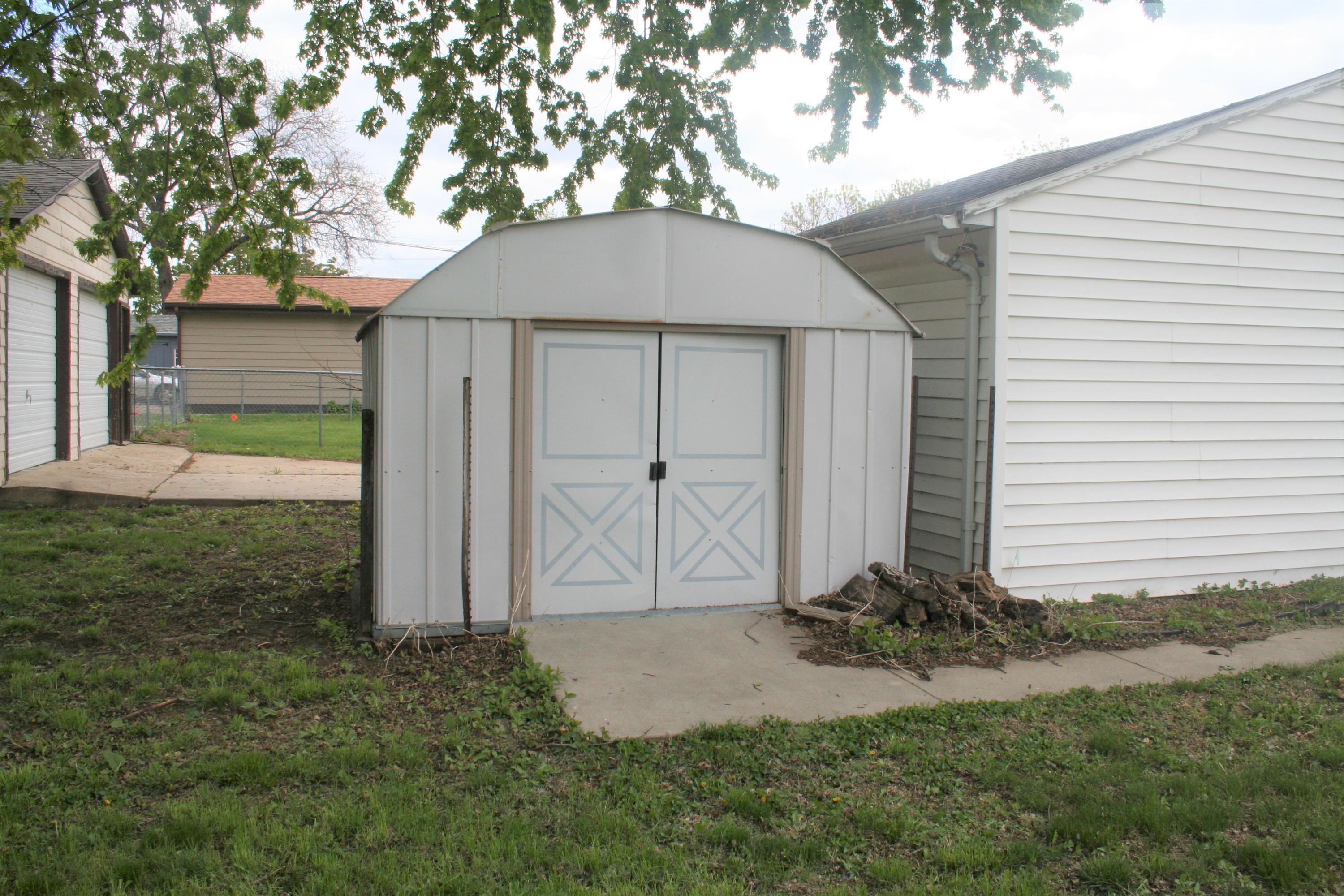 212 W 13th Ave