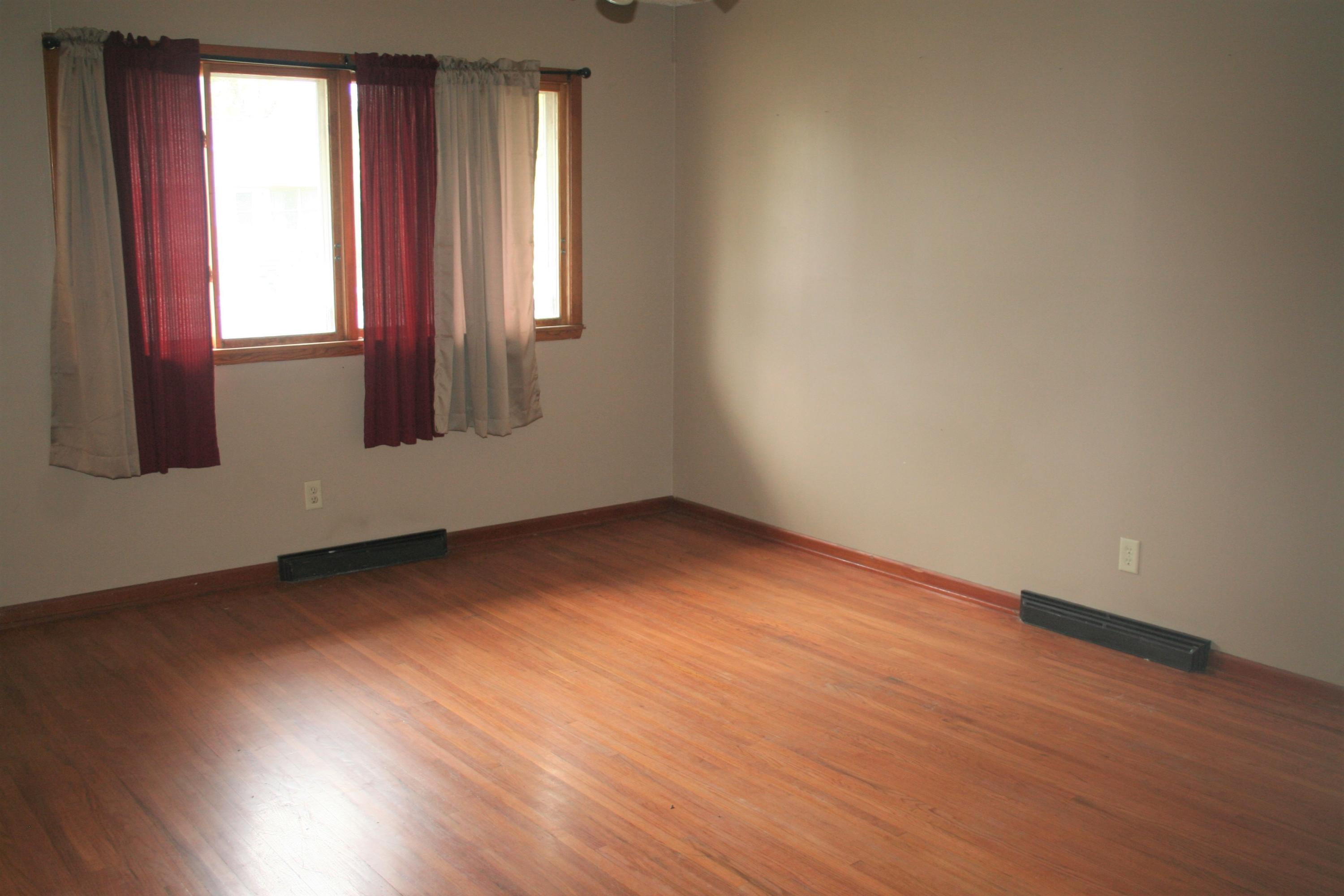 212 W 13th Ave