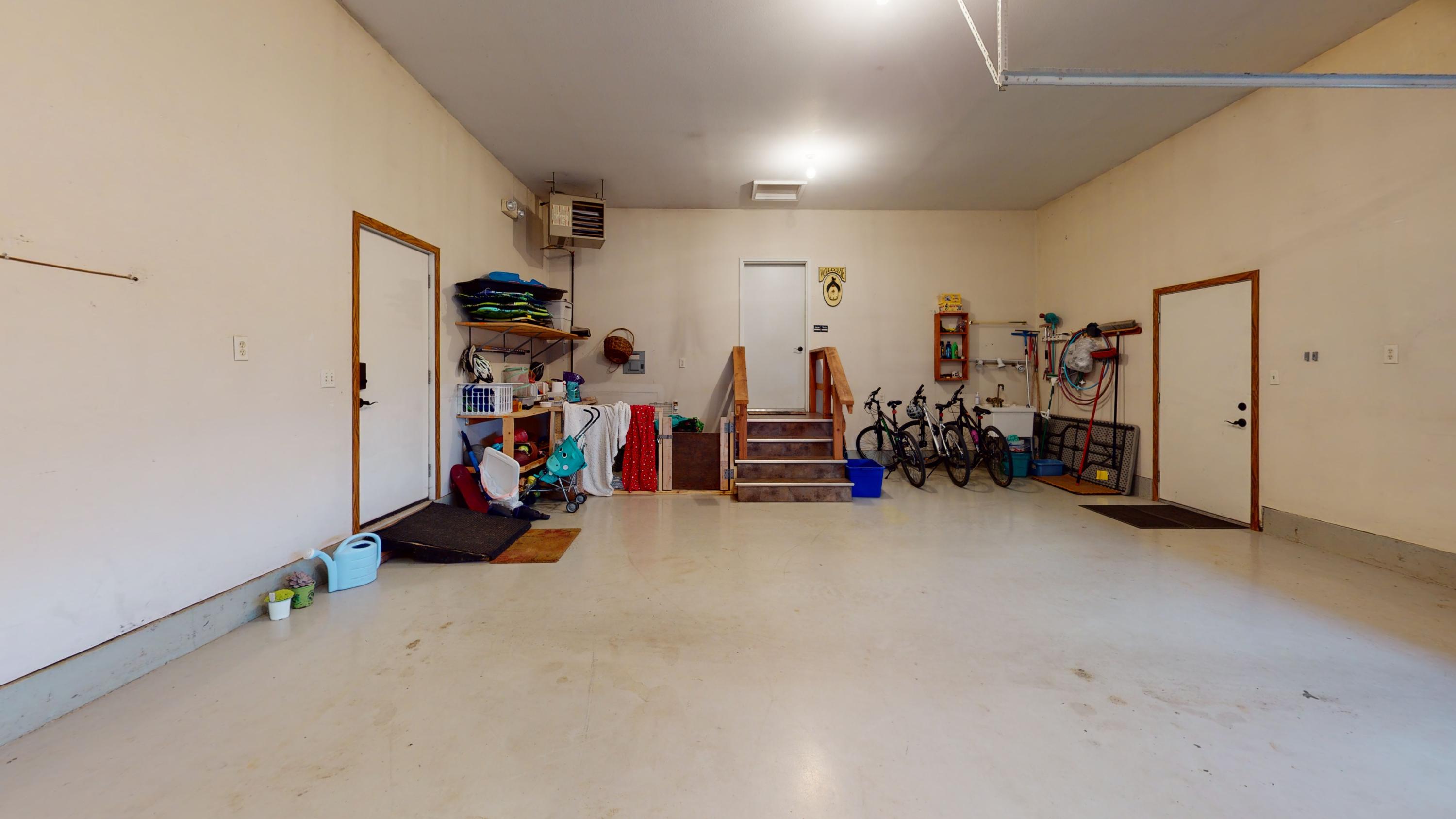 920 N Harmon Dr
