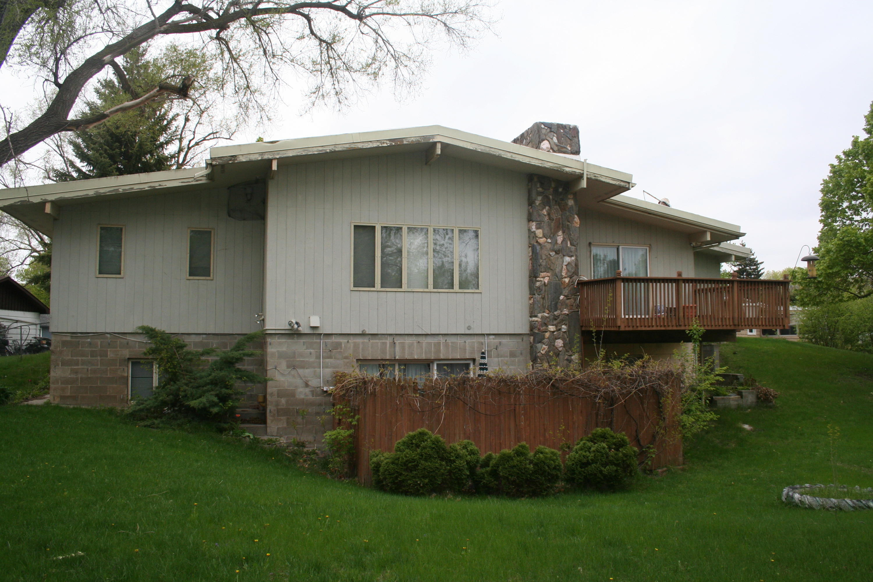 1000 Palmer Place