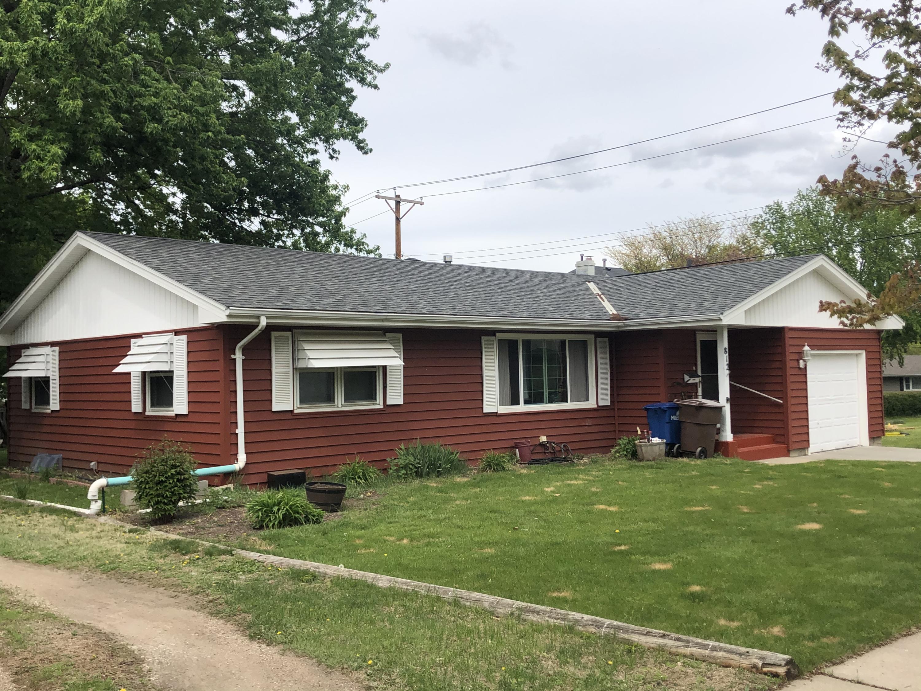 812 W Birch Ave