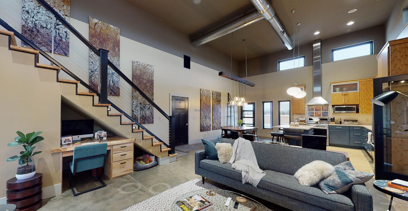 3321 Maui Dr