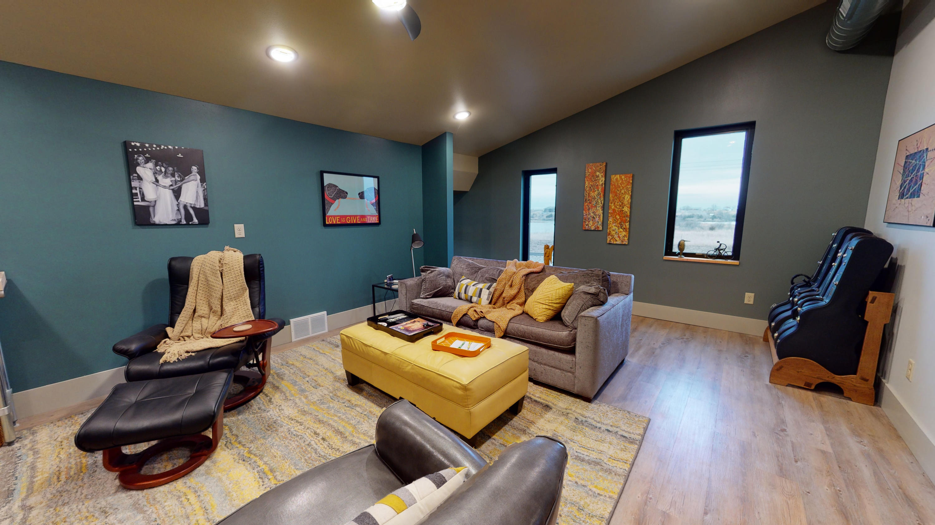 3321 Maui Dr