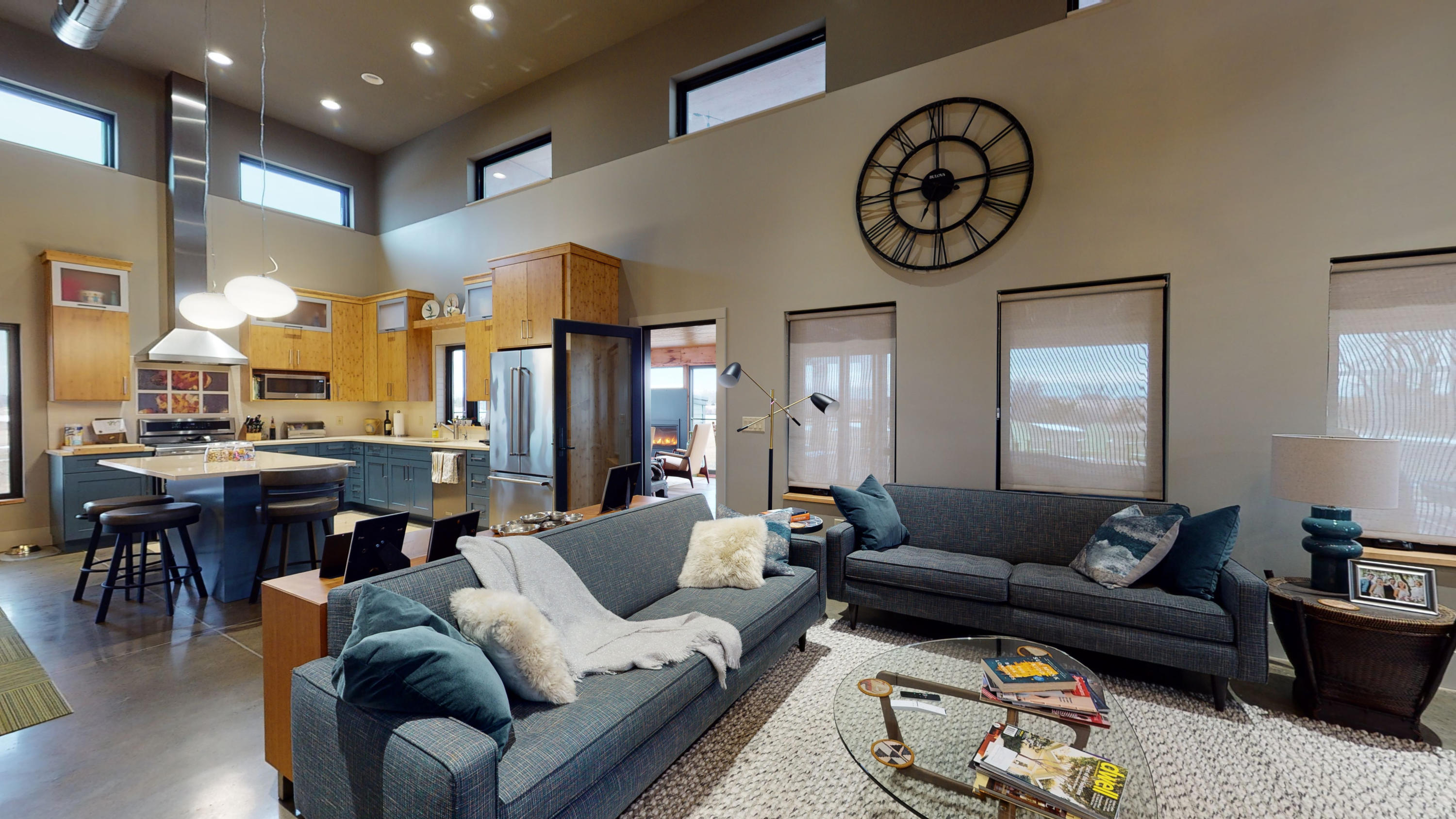 3321 Maui Dr