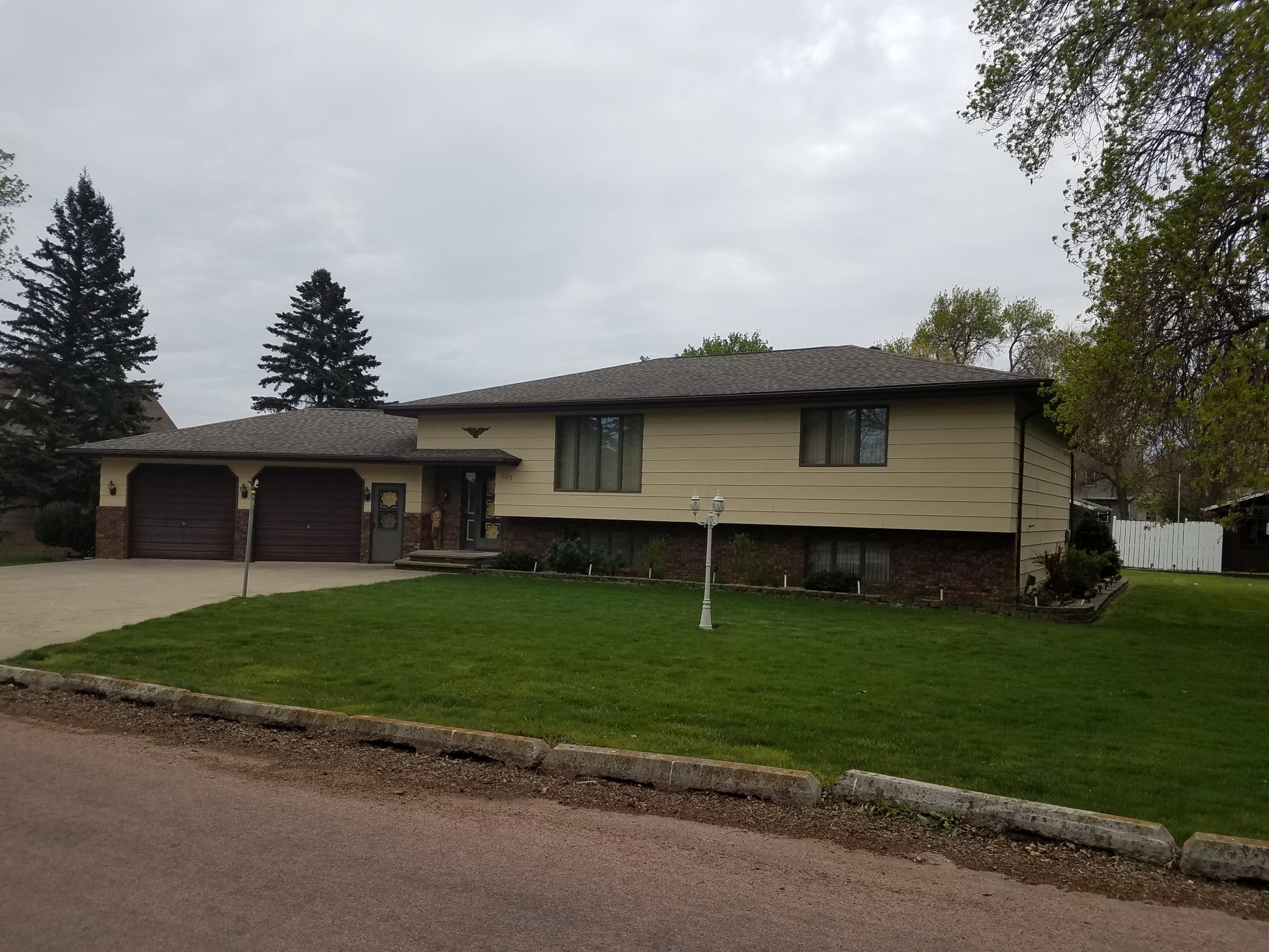 741 7th Ave